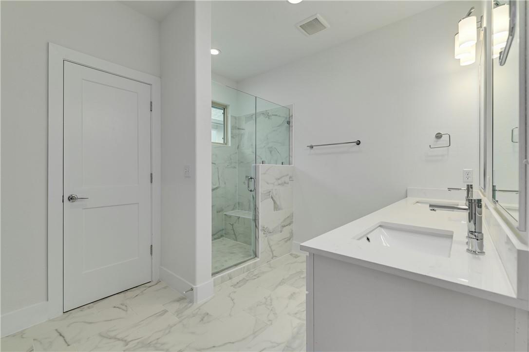 5315 La Crosse 8 Ave, Austin, TX 78739