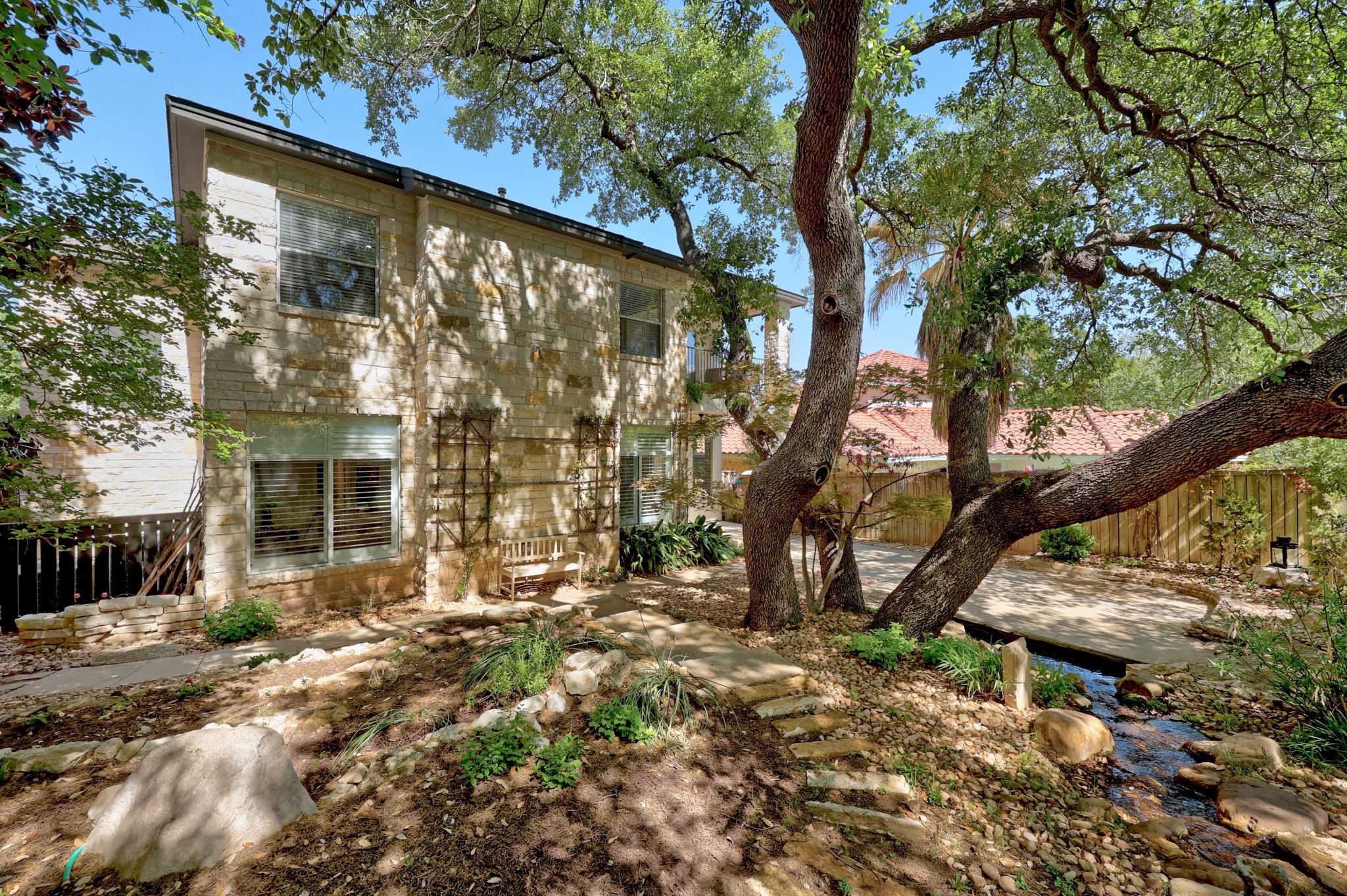 406 Hazeltine Dr, Lakeway, TX 78734