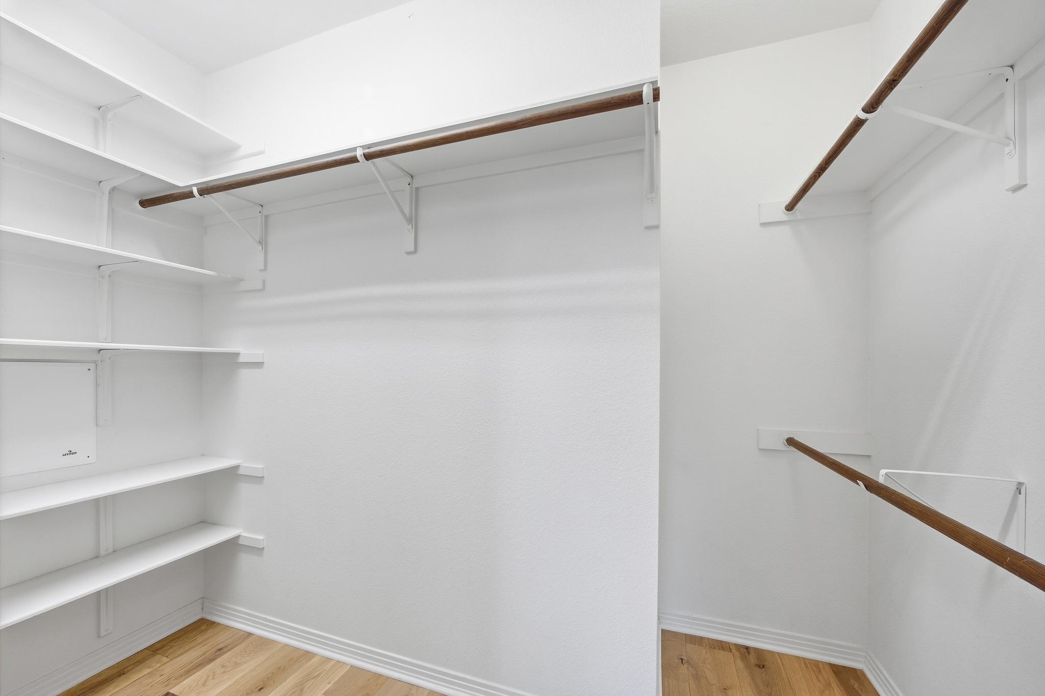 406 Hazeltine Dr, Lakeway, TX 78734