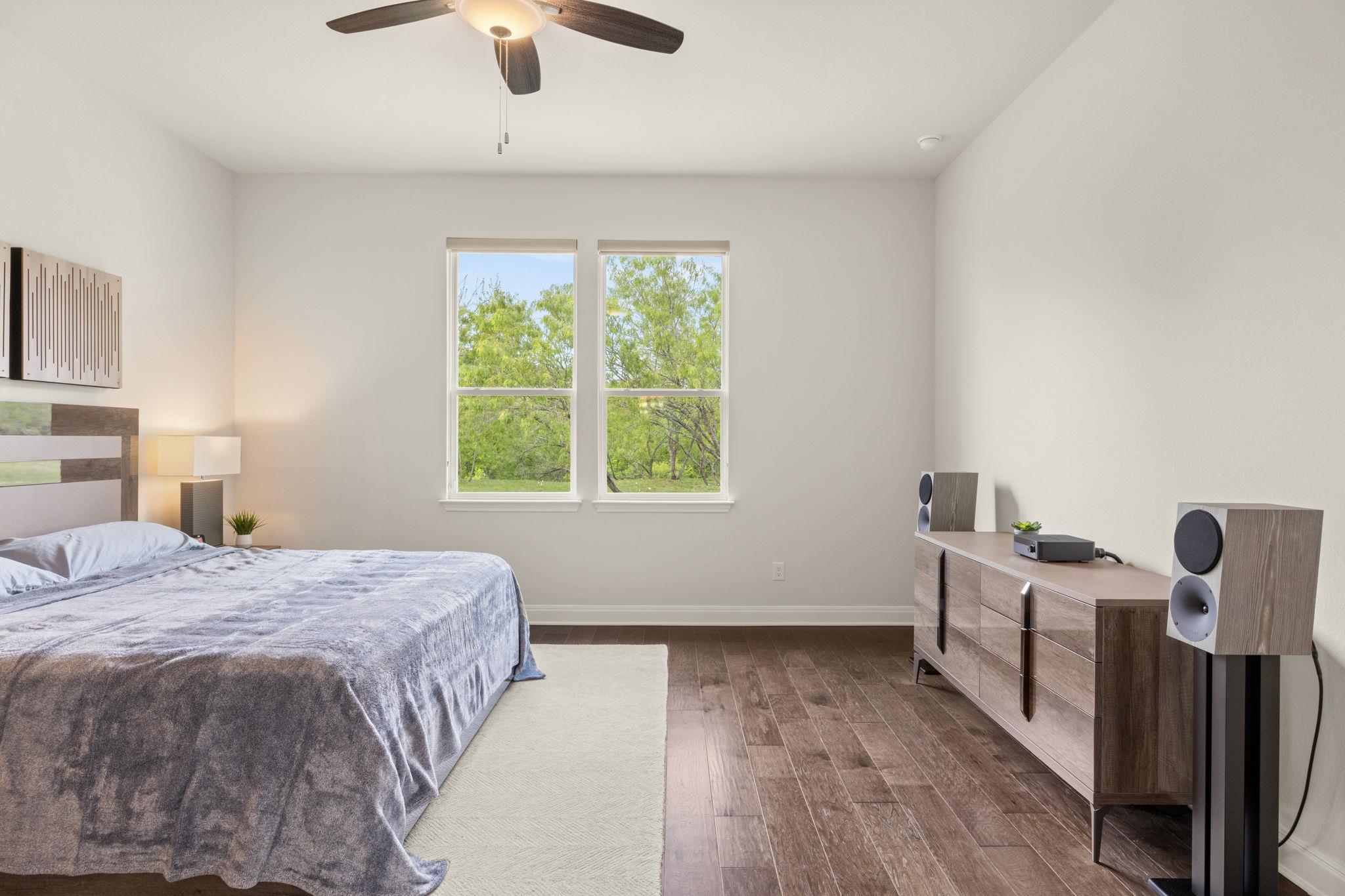 372 Raptor Beak Way, Cedar Creek, TX 78612