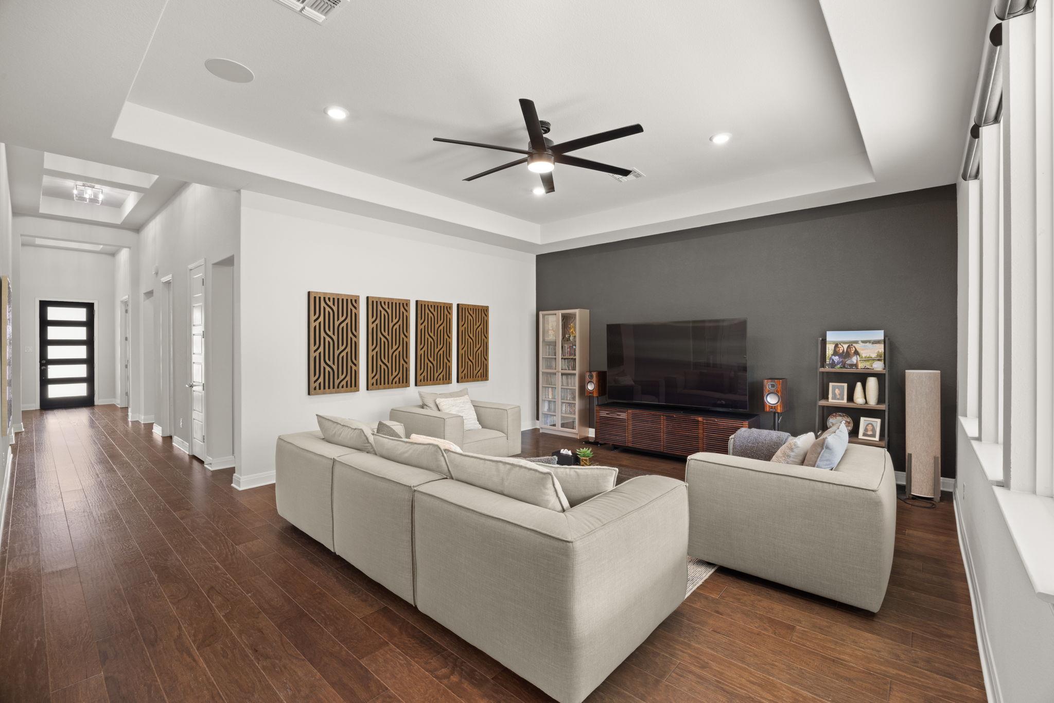 372 Raptor Beak Way, Cedar Creek, TX 78612