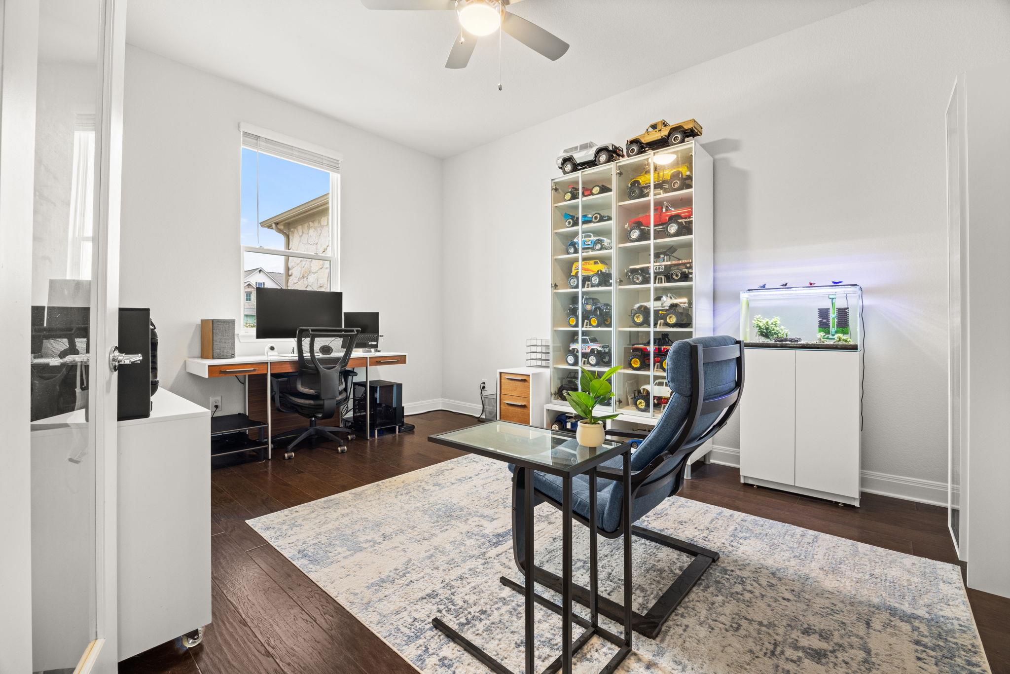 372 Raptor Beak Way, Cedar Creek, TX 78612