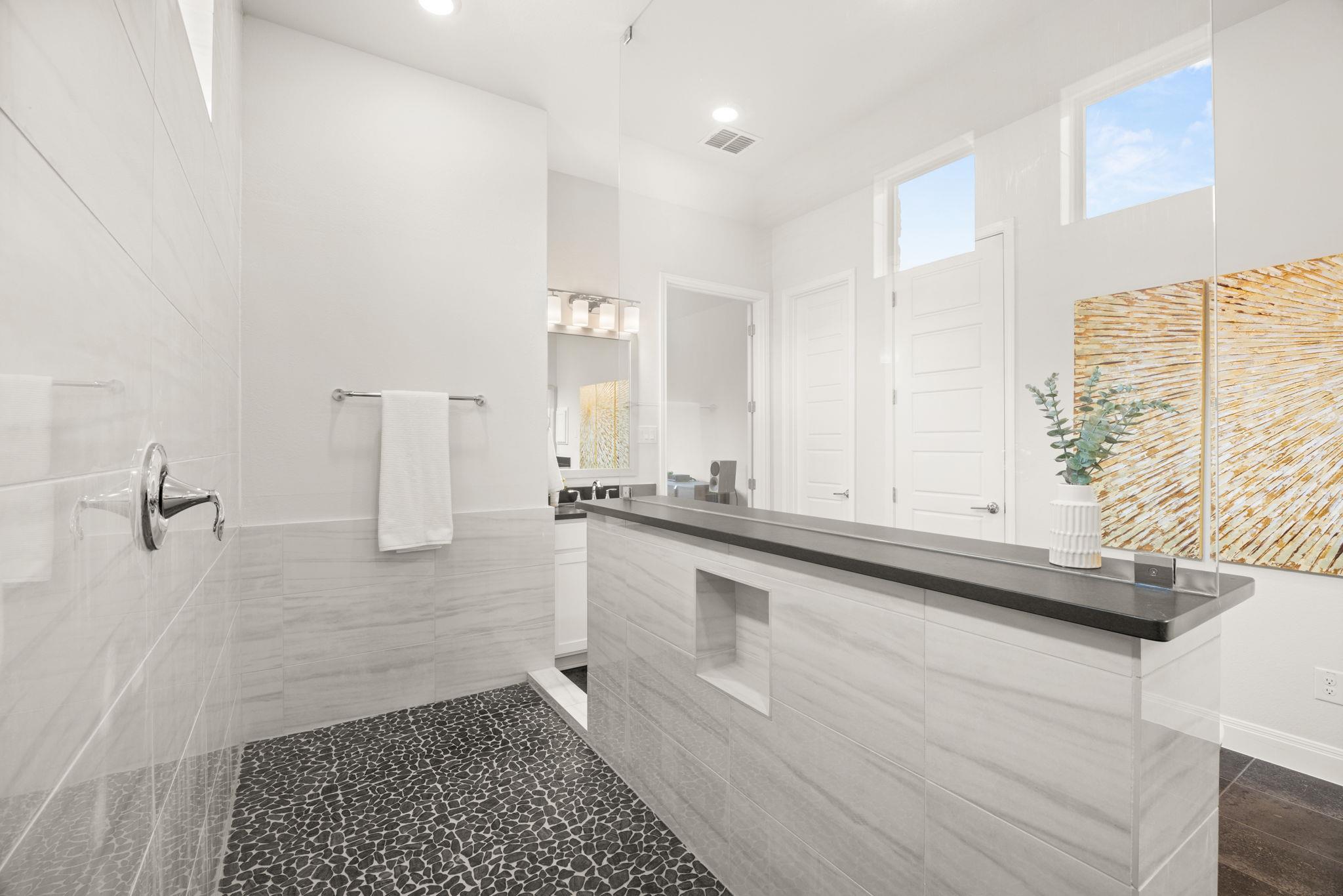 372 Raptor Beak Way, Cedar Creek, TX 78612