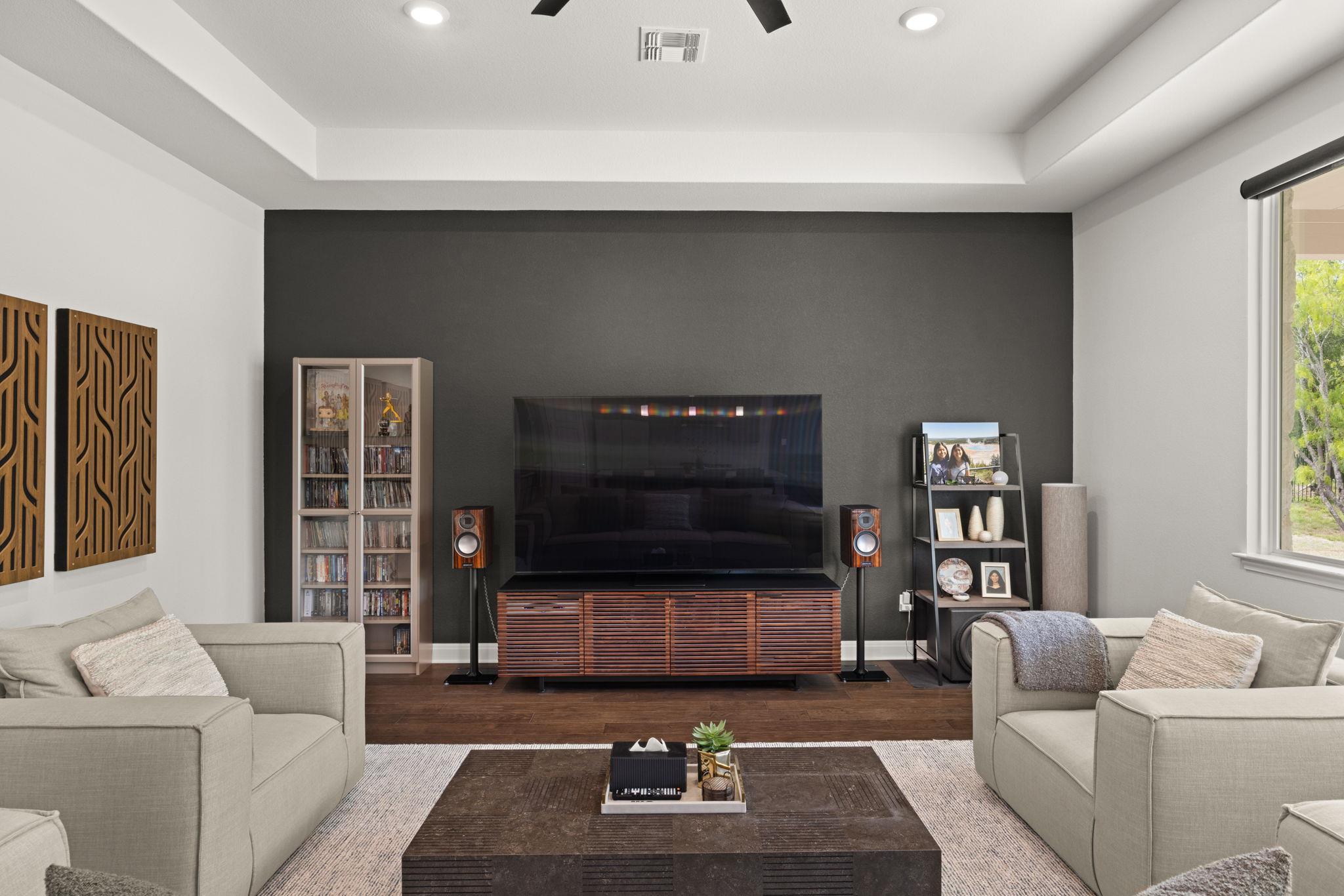 372 Raptor Beak Way, Cedar Creek, TX 78612