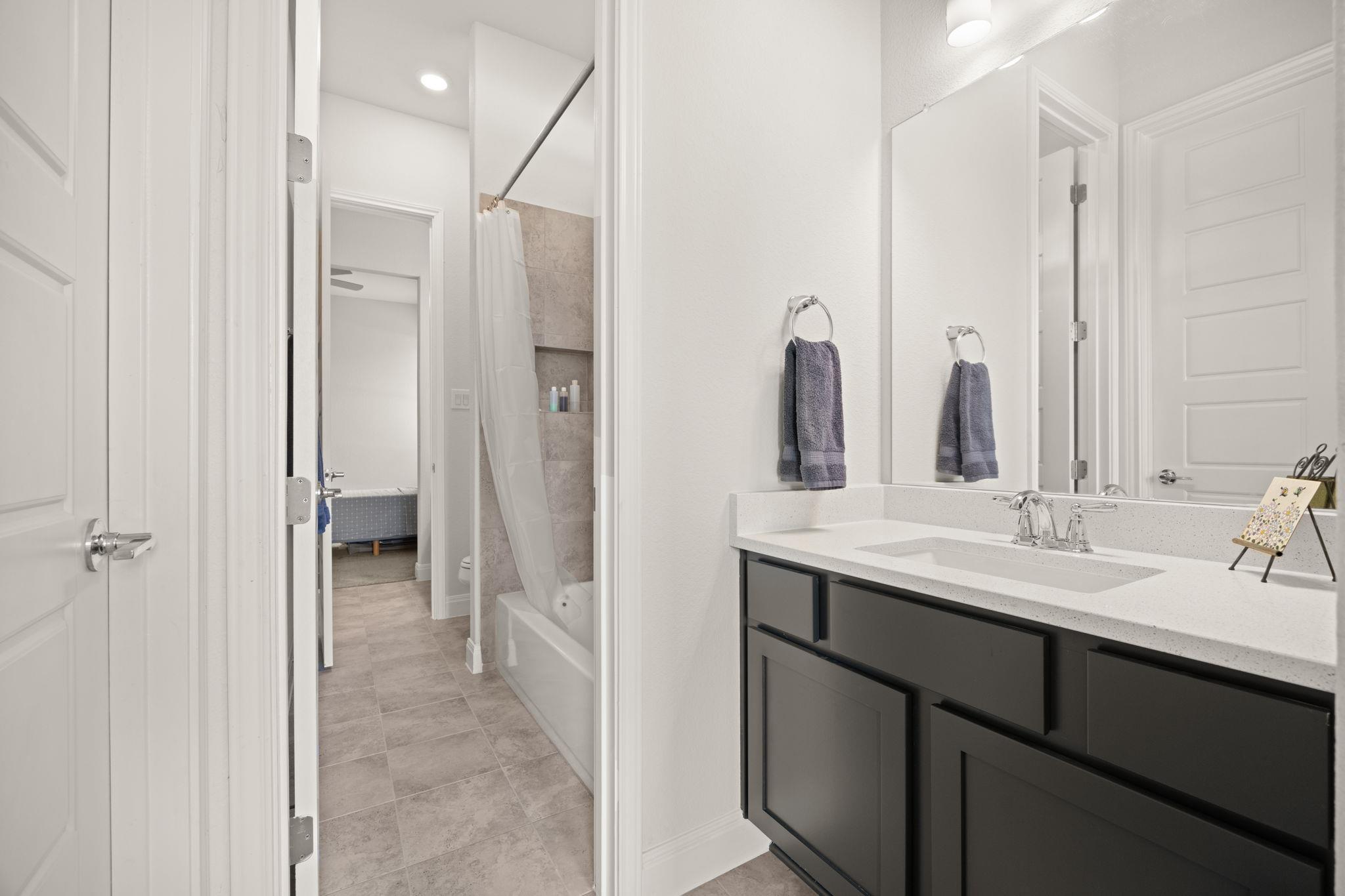 372 Raptor Beak Way, Cedar Creek, TX 78612