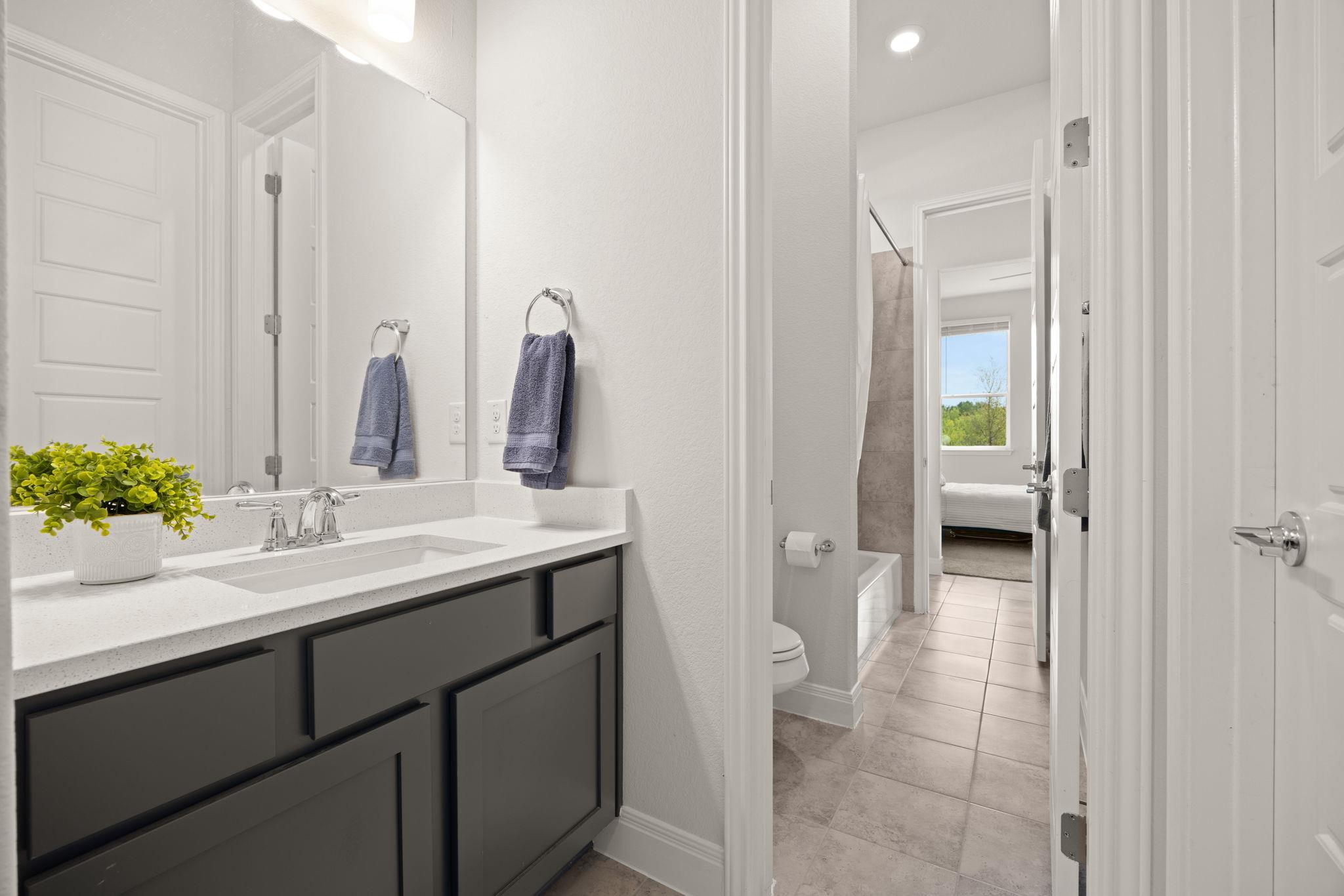 372 Raptor Beak Way, Cedar Creek, TX 78612