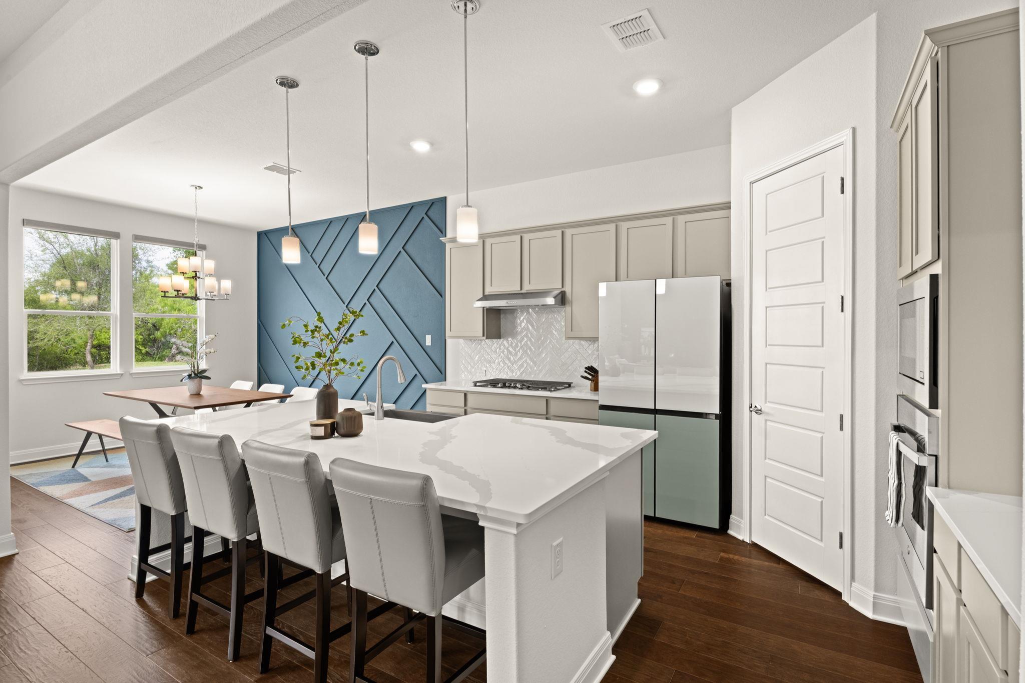 372 Raptor Beak Way, Cedar Creek, TX 78612