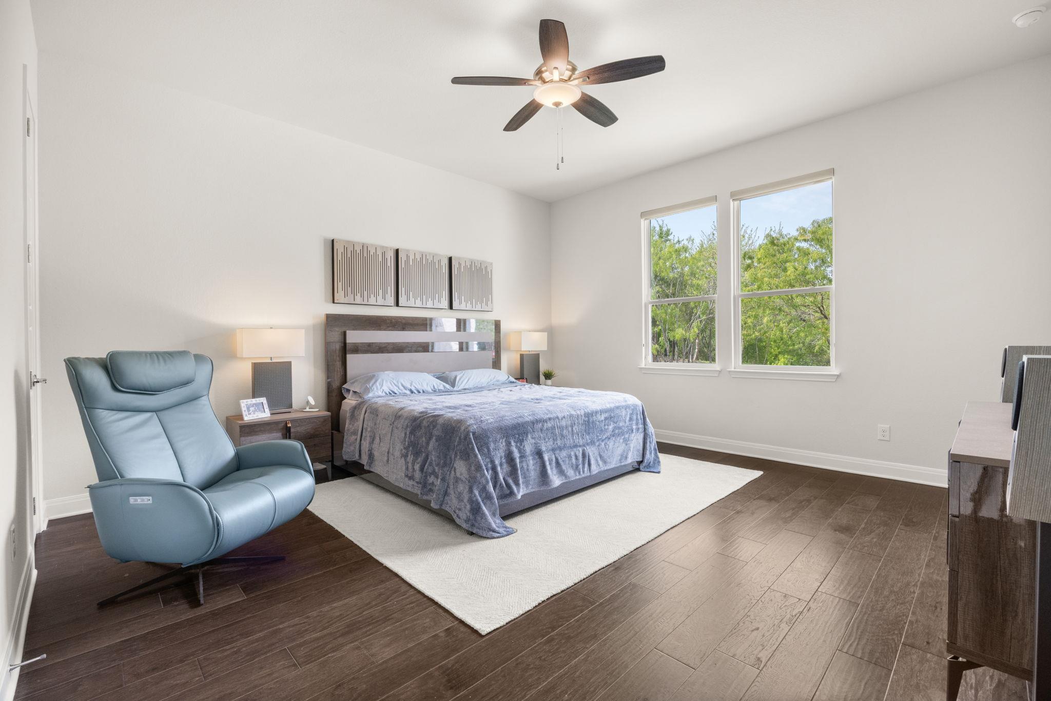 372 Raptor Beak Way, Cedar Creek, TX 78612