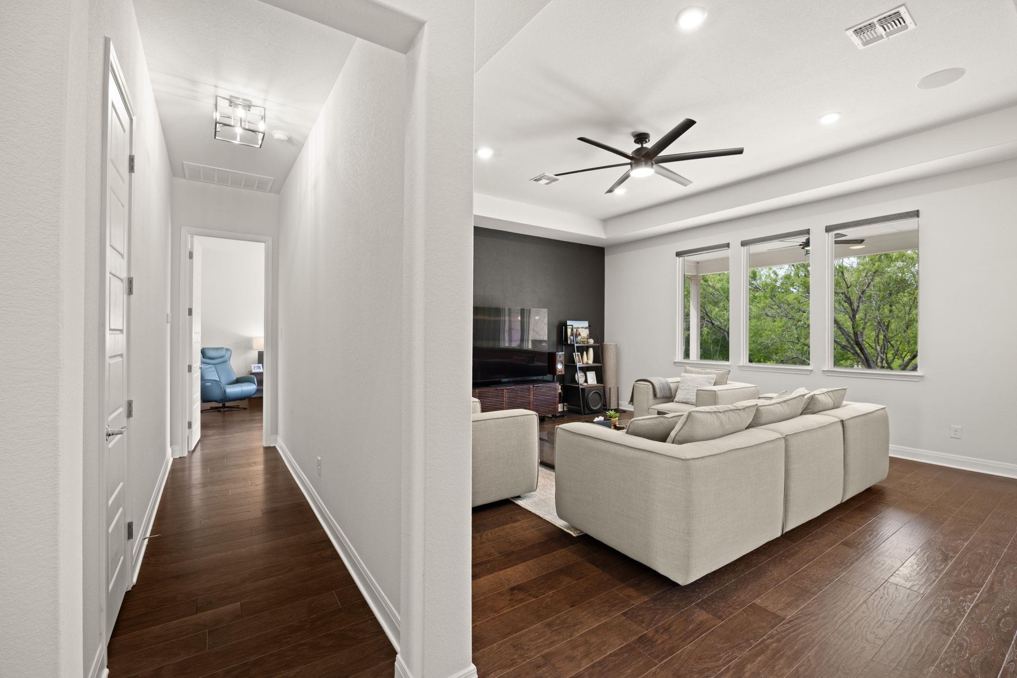 372 Raptor Beak Way, Cedar Creek, TX 78612