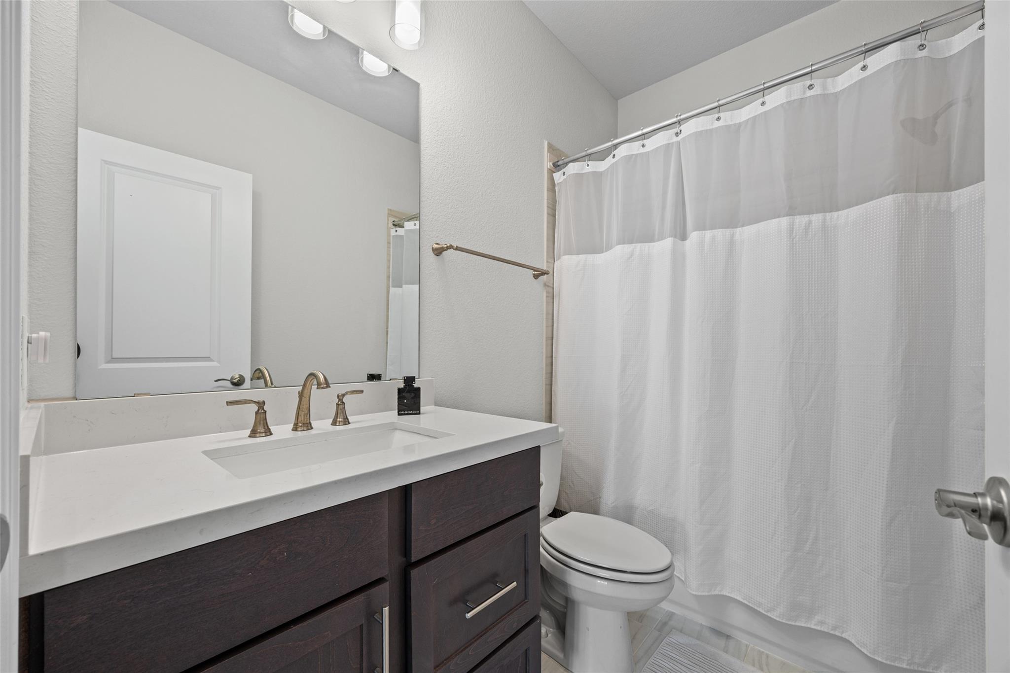 904 Azul Lagoon Dr # 11, Leander, TX 78641