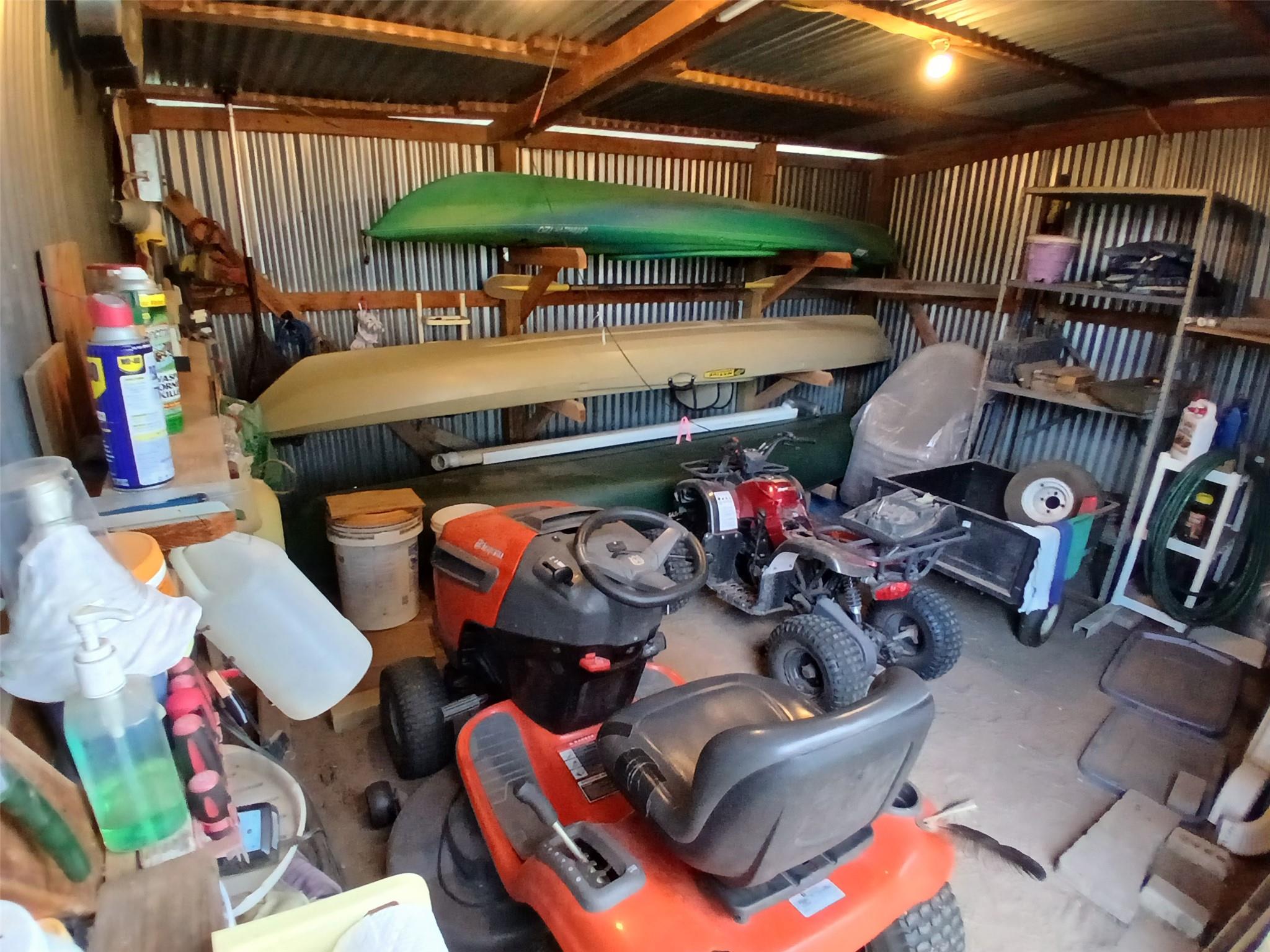 195 Hidden Shores Loop, Smithville, TX 78957