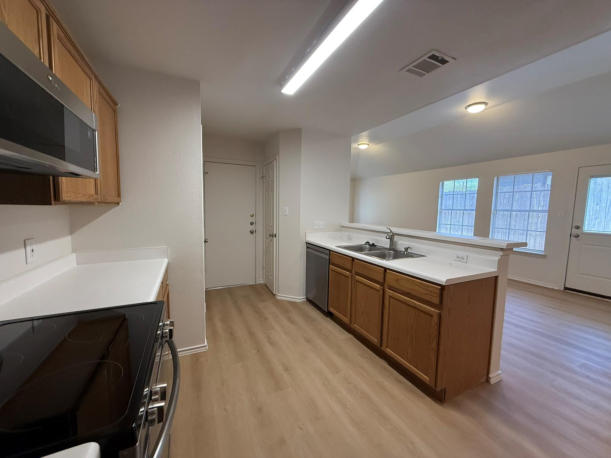 1209 Armadillo Rd # A, Austin, TX 78745