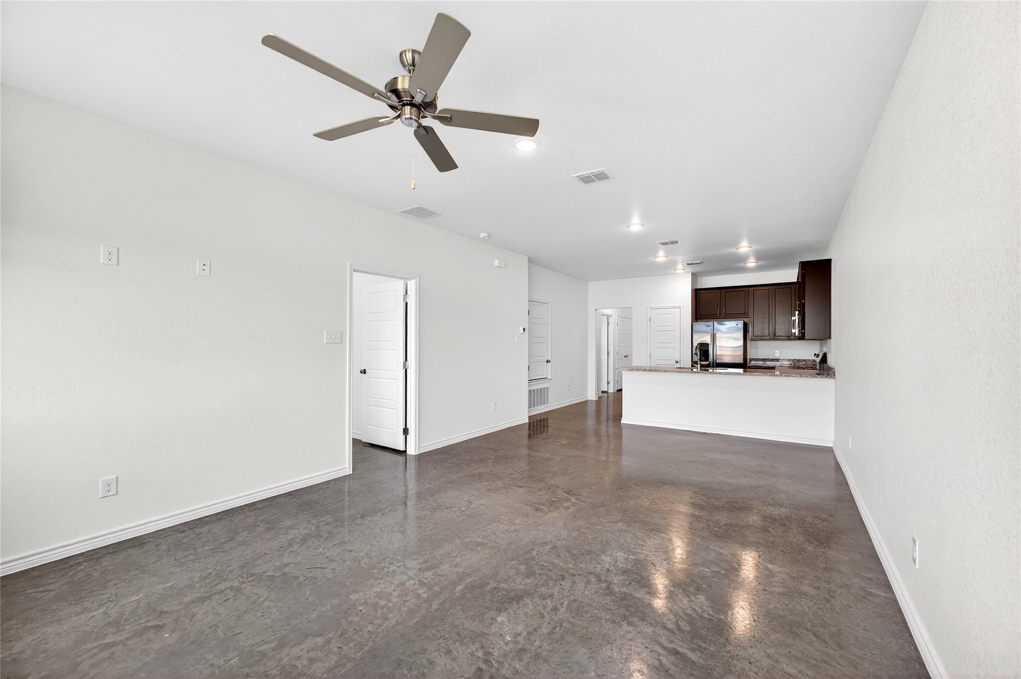 628 Pacific Crest Trl # B, Copperas Cove, TX 76522