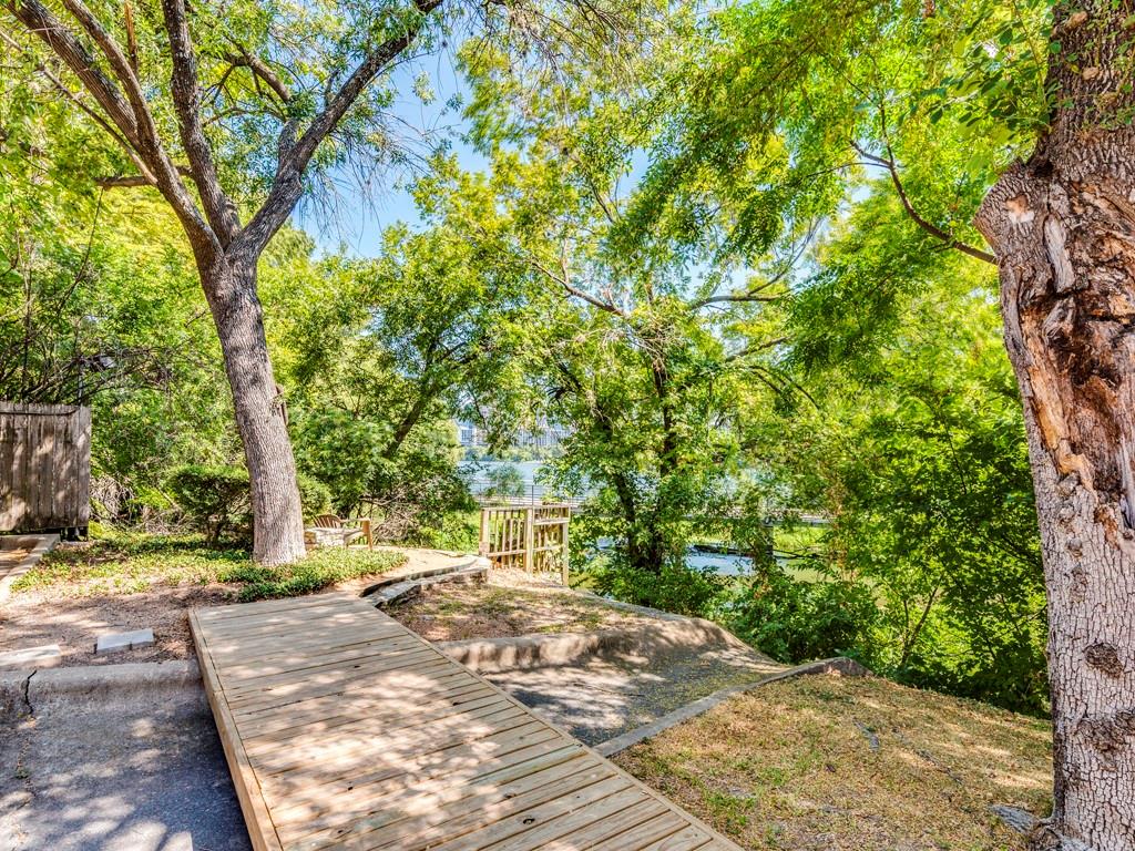 500 E Riverside Dr # 206, Austin, TX 78704