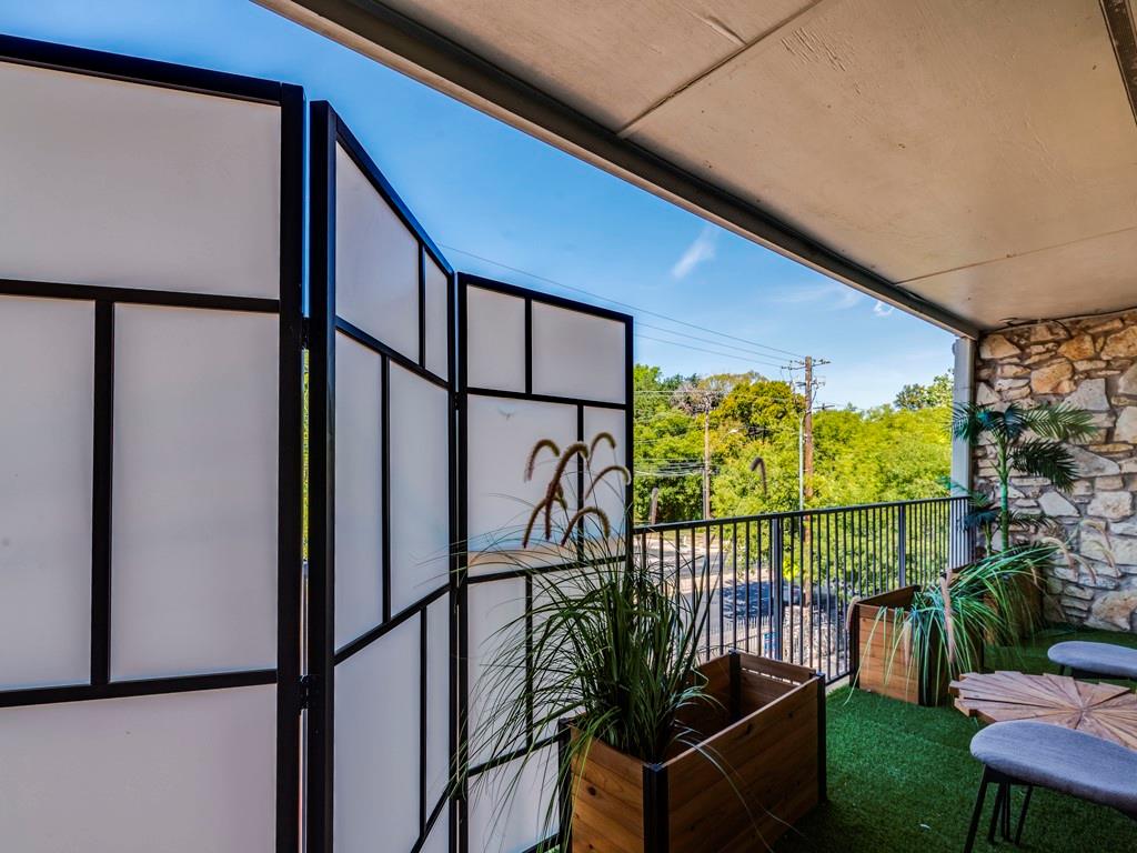 500 E Riverside Dr # 206, Austin, TX 78704