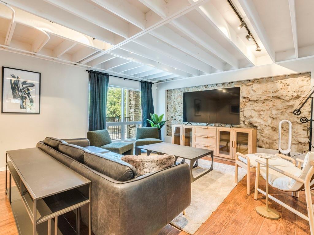 500 E Riverside Dr # 206, Austin, TX 78704