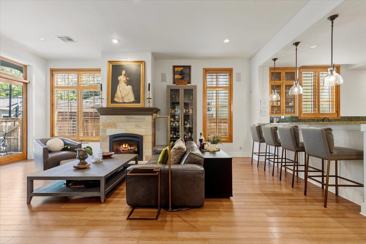 2207 Forest Trl # A, Austin, TX 78703