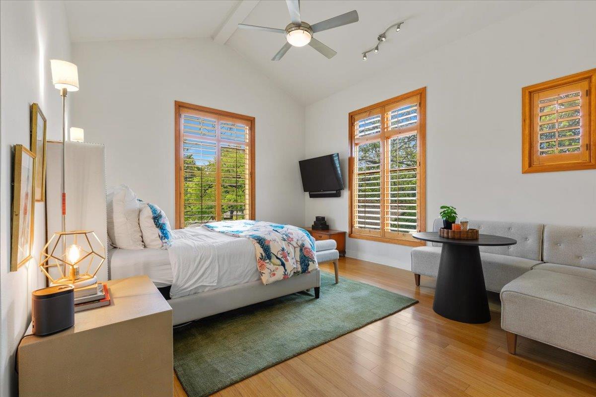 2207 Forest Trl # A, Austin, TX 78703