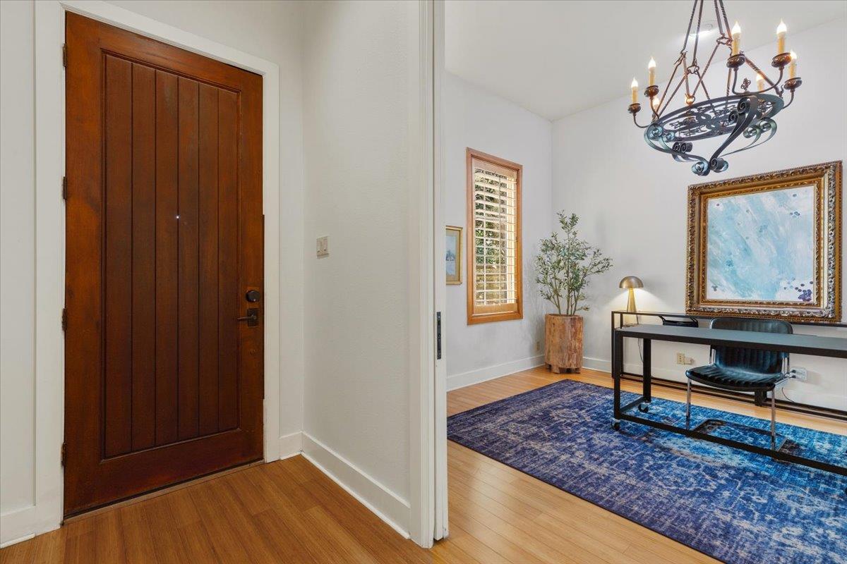 2207 Forest Trl # A, Austin, TX 78703