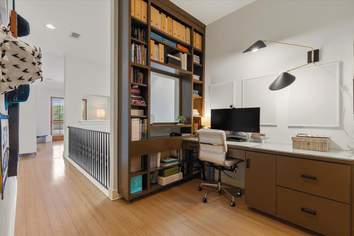 2207 Forest Trl # A, Austin, TX 78703