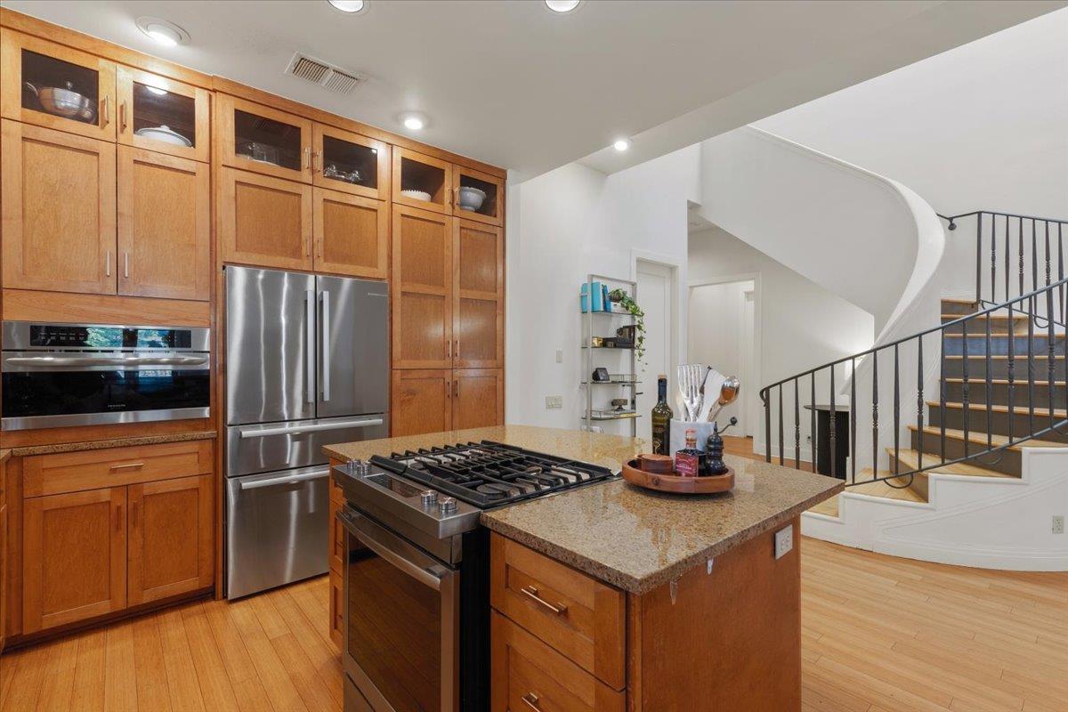 2207 Forest Trl # A, Austin, TX 78703