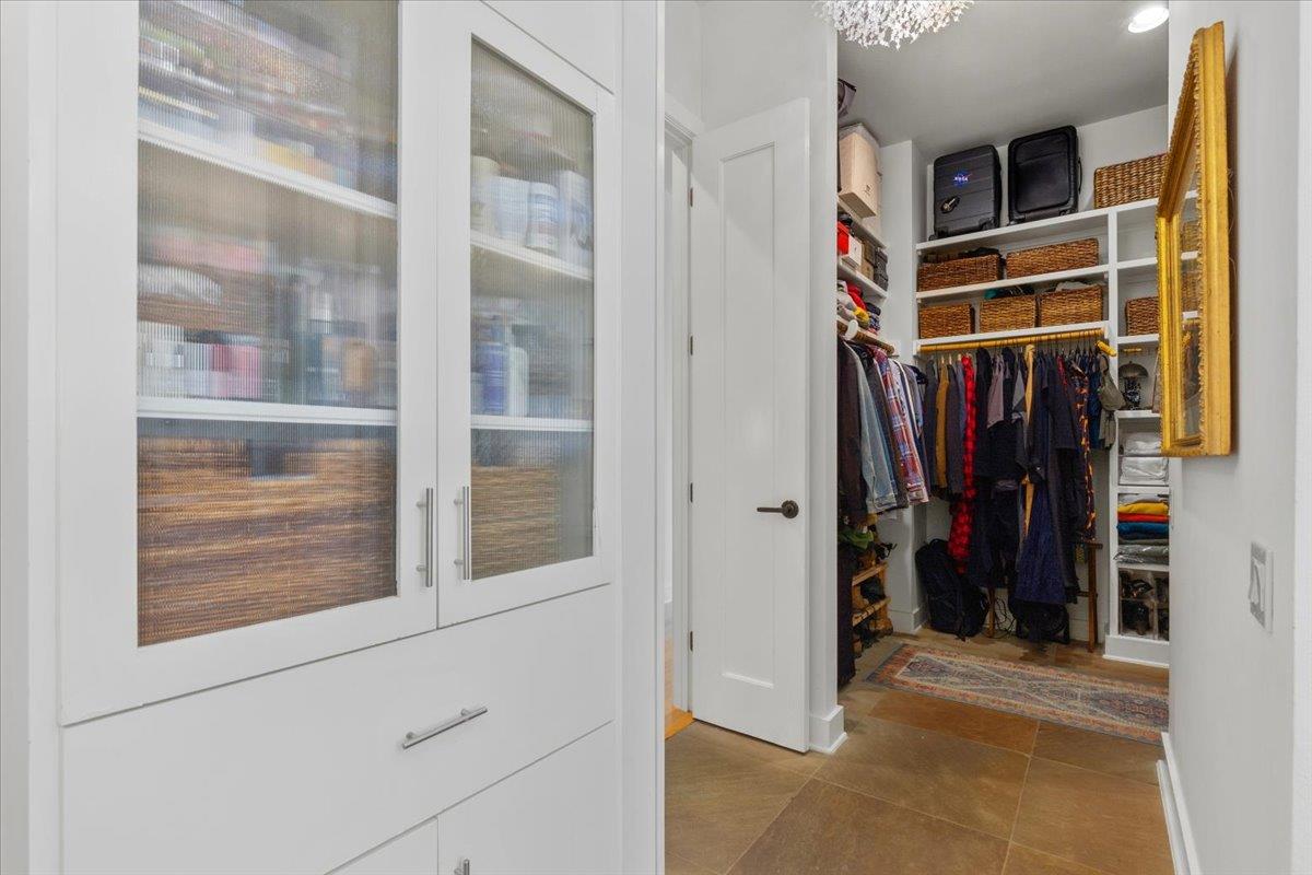 2207 Forest Trl # A, Austin, TX 78703