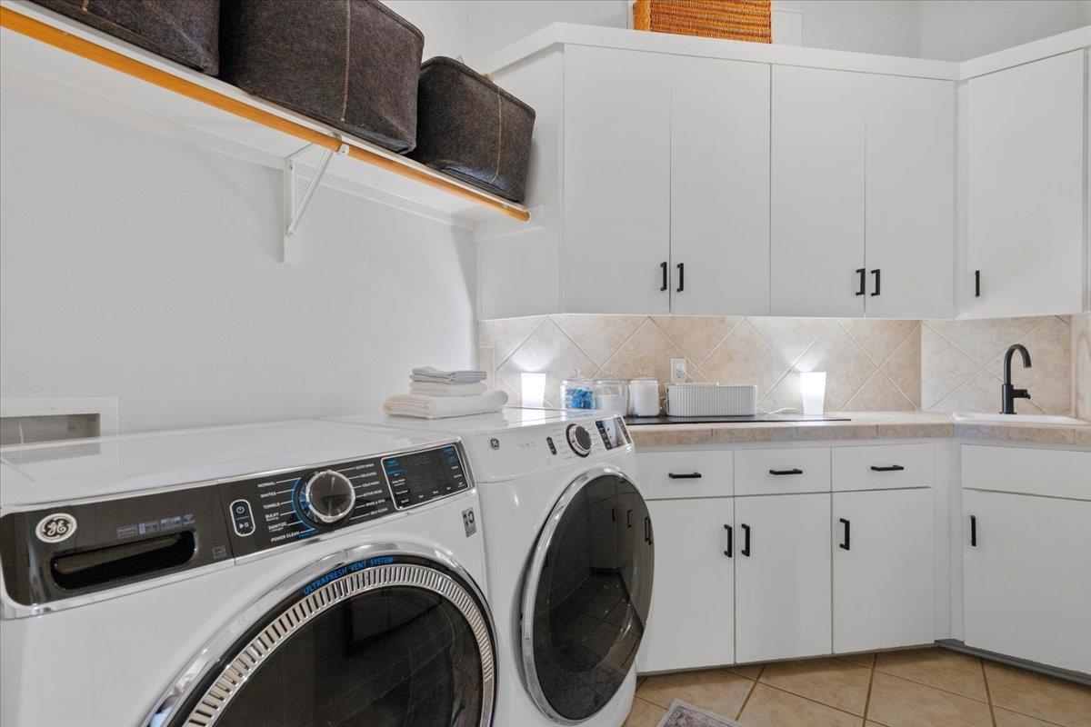 2207 Forest Trl # A, Austin, TX 78703