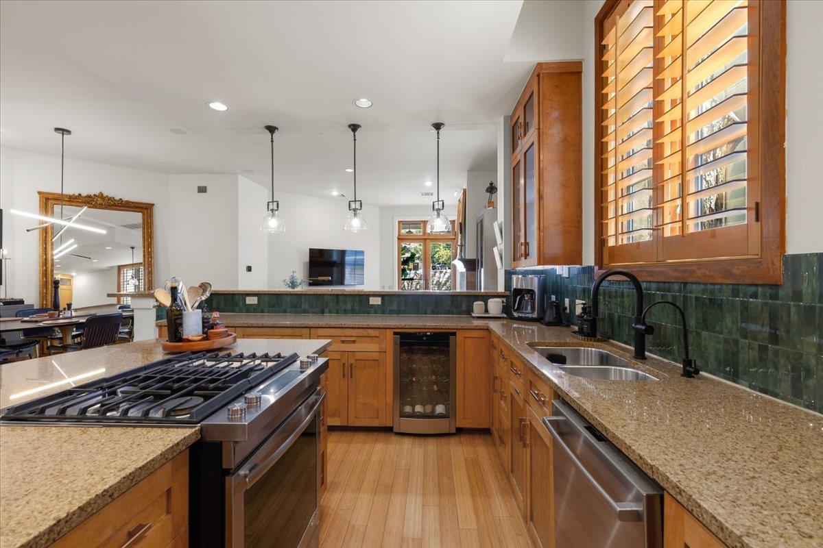 2207 Forest Trl # A, Austin, TX 78703