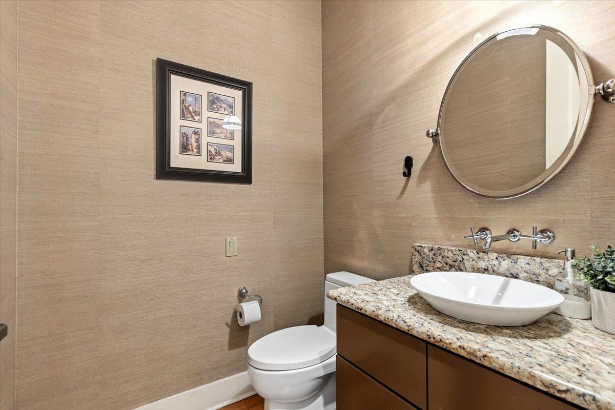 2207 Forest Trl # A, Austin, TX 78703