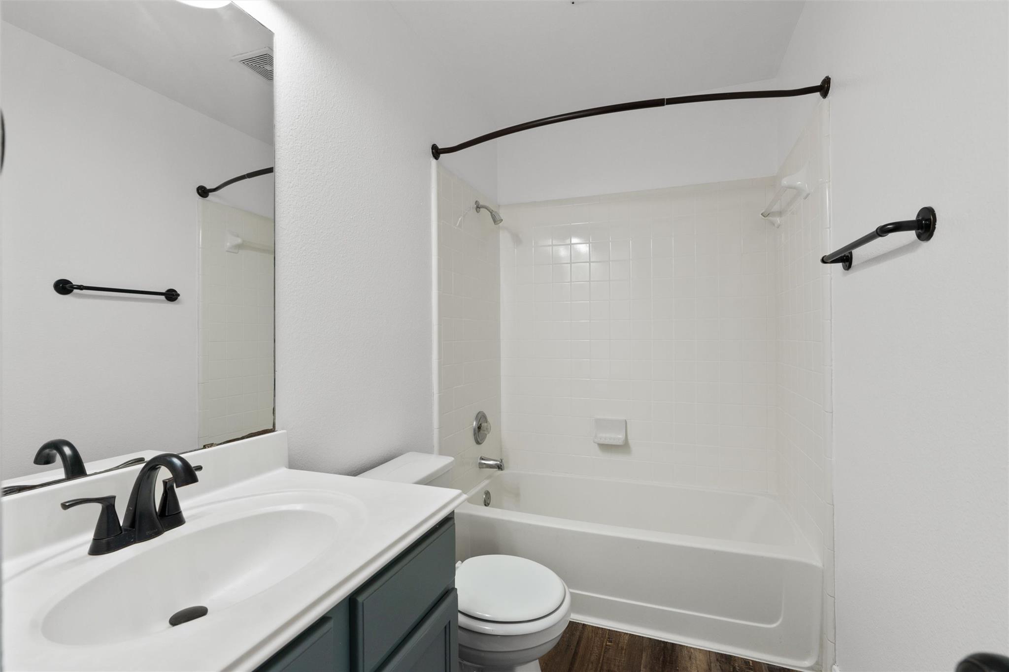 709 Sparkling Brook Ln, Leander, TX 78641