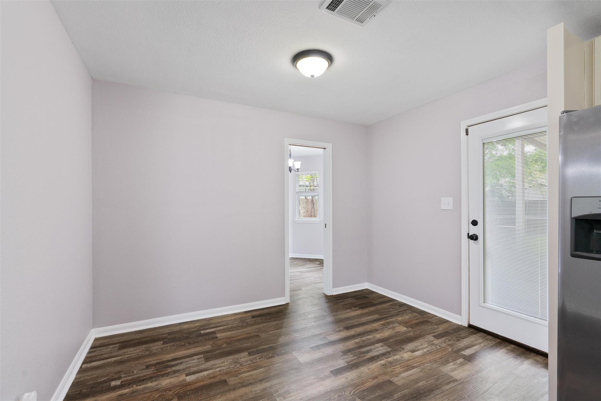 709 Sparkling Brook Ln, Leander, TX 78641