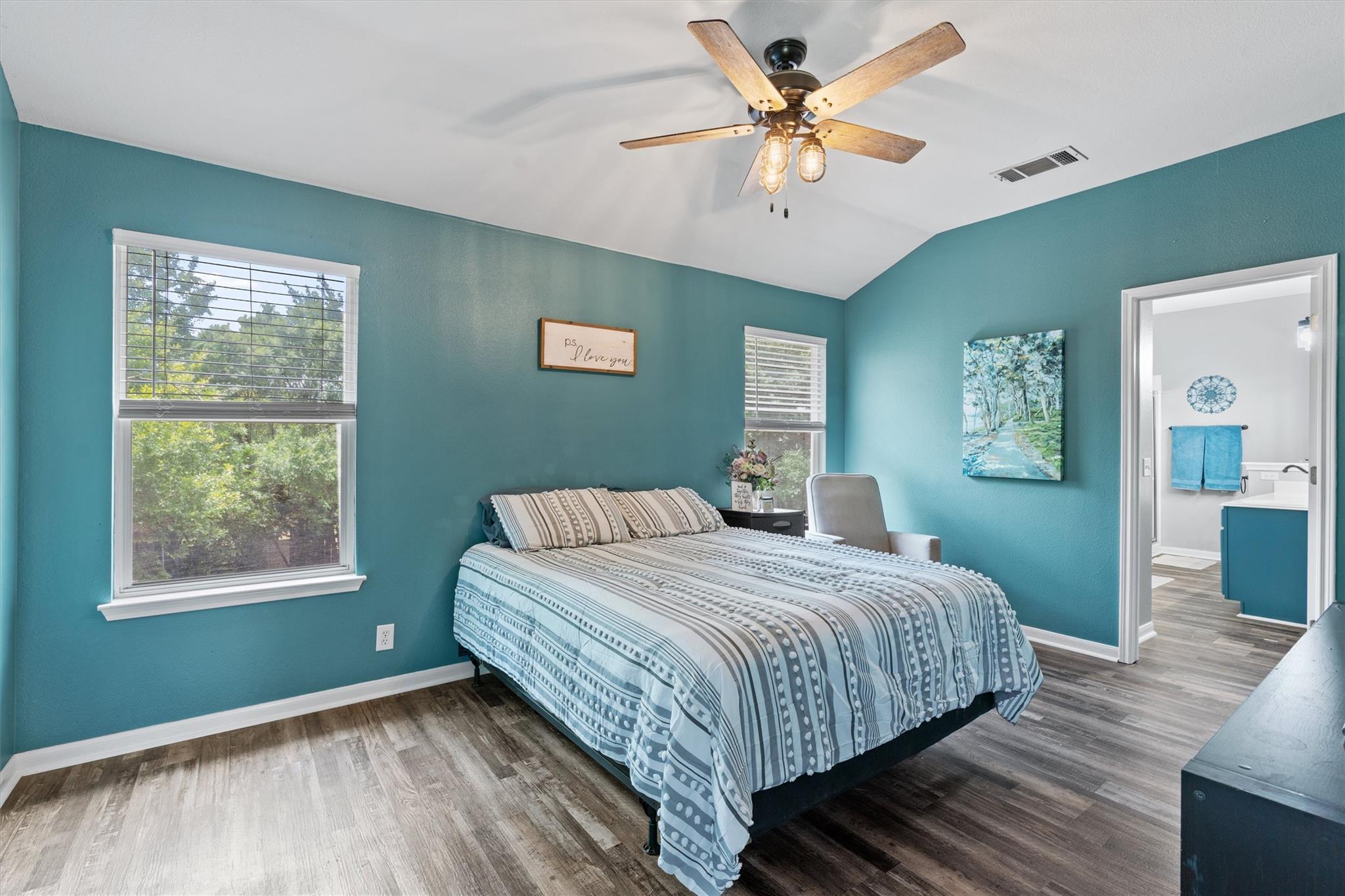 709 Sparkling Brook Ln, Leander, TX 78641
