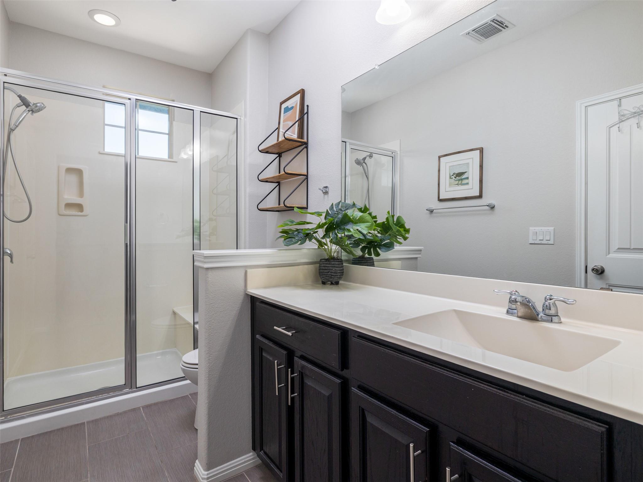 1001 Zodiac Ln # 28, Round Rock, TX 78665