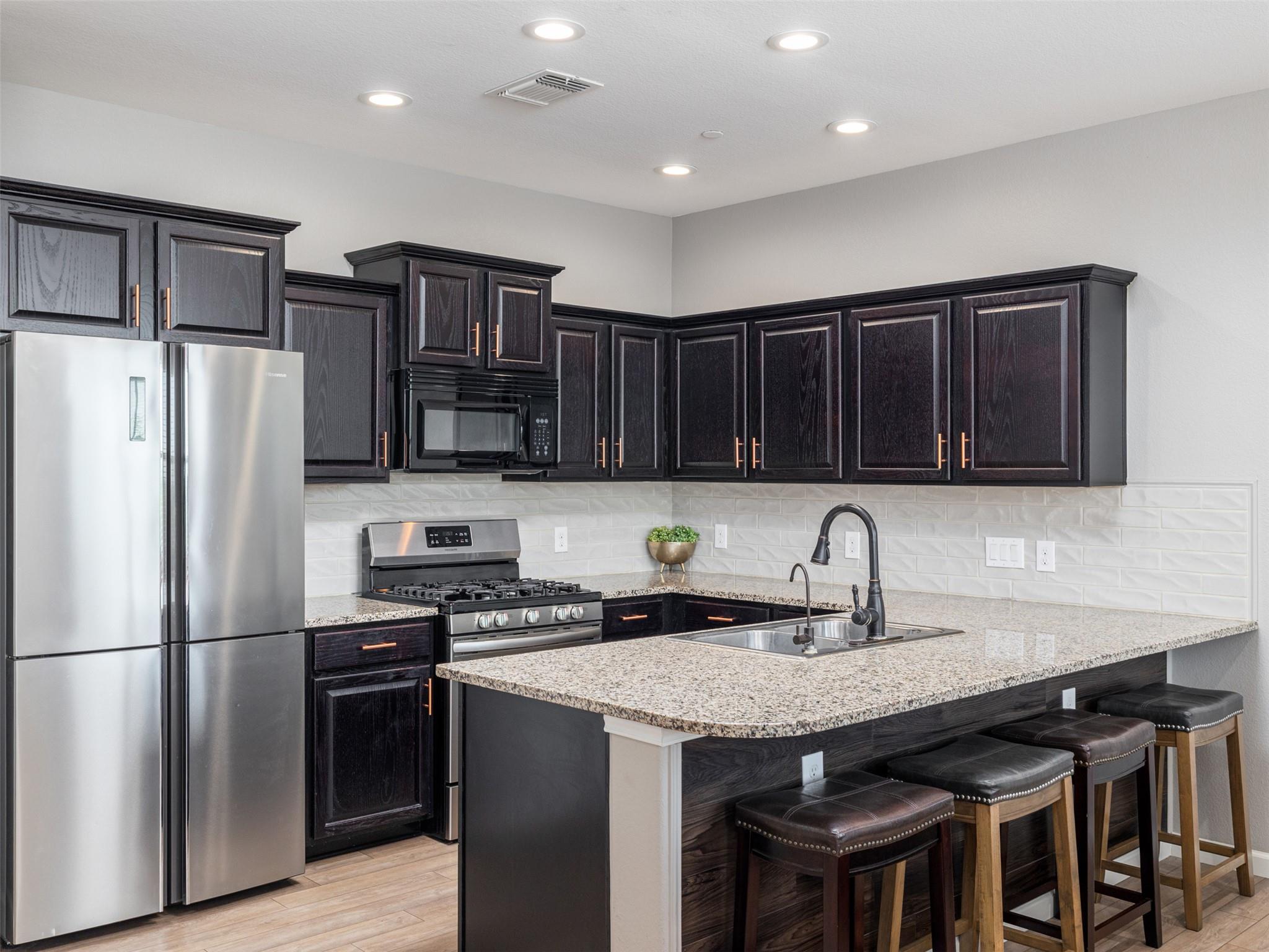 1001 Zodiac Ln # 28, Round Rock, TX 78665