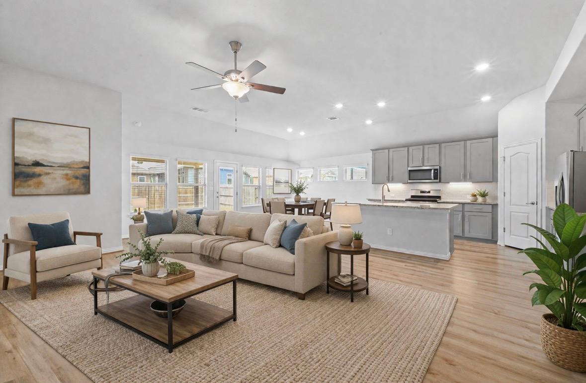 392 Algaroba Loop, Buda, TX 78610