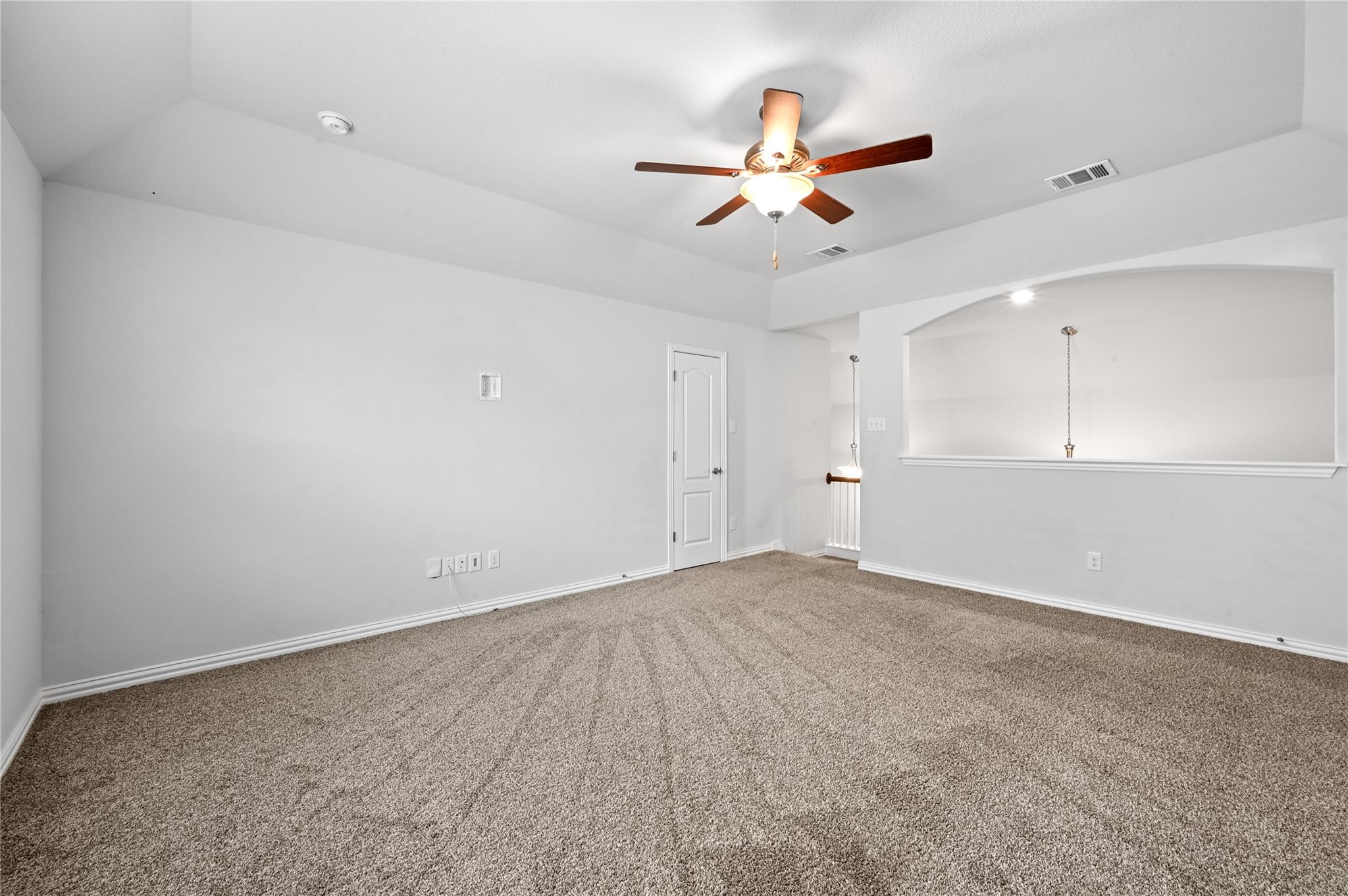 392 Algaroba Loop, Buda, TX 78610