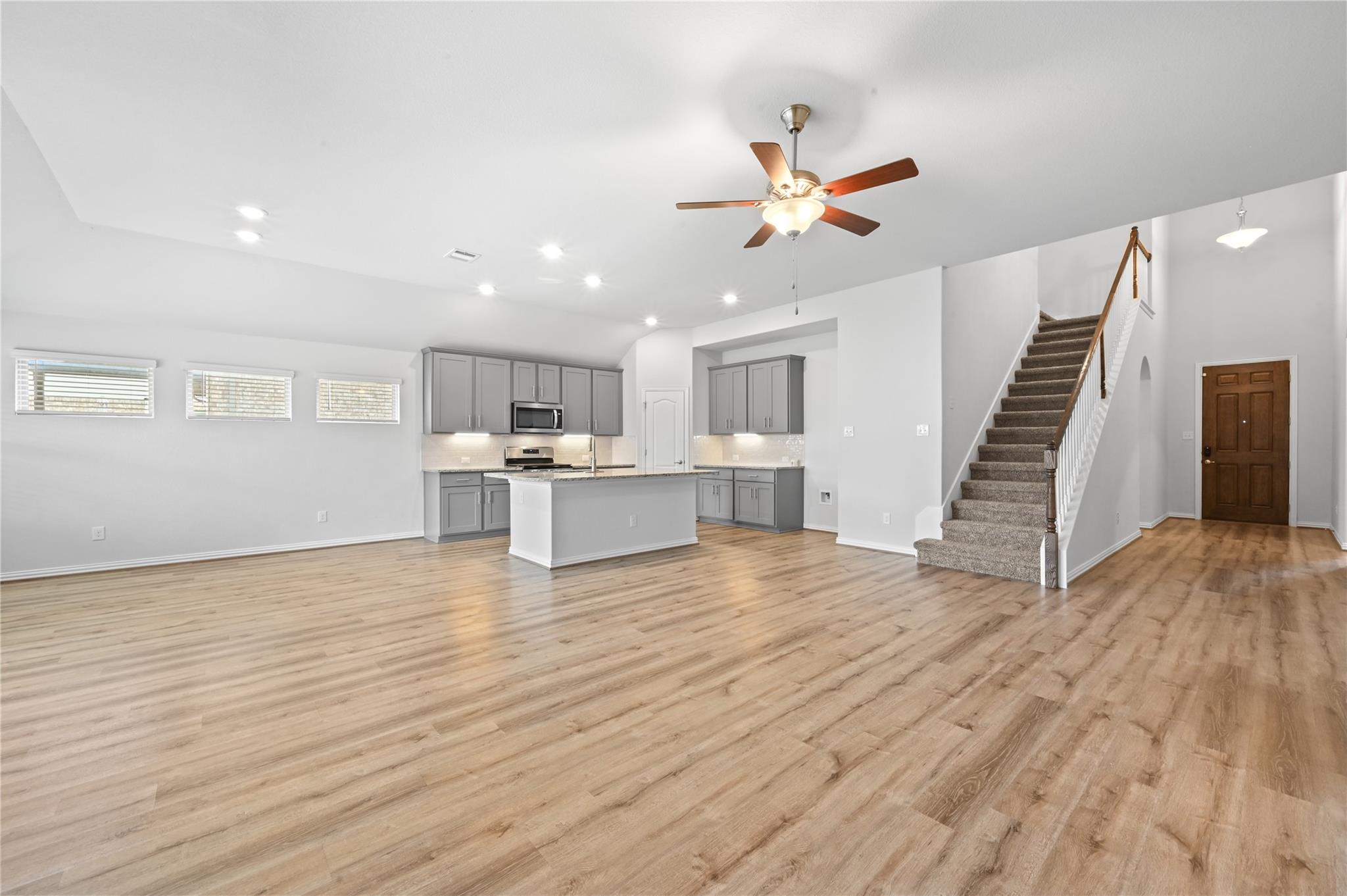 392 Algaroba Loop, Buda, TX 78610