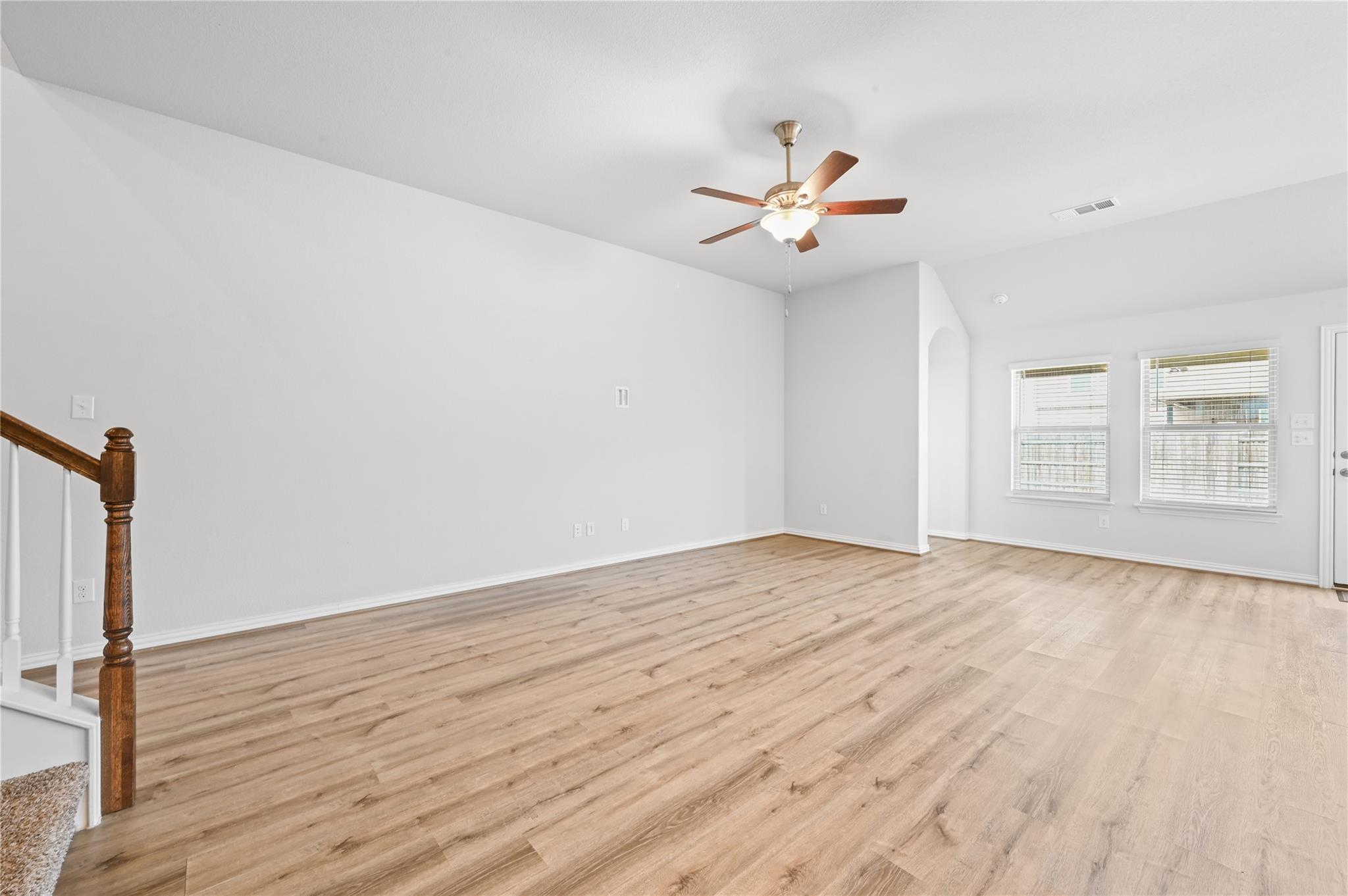 392 Algaroba Loop, Buda, TX 78610