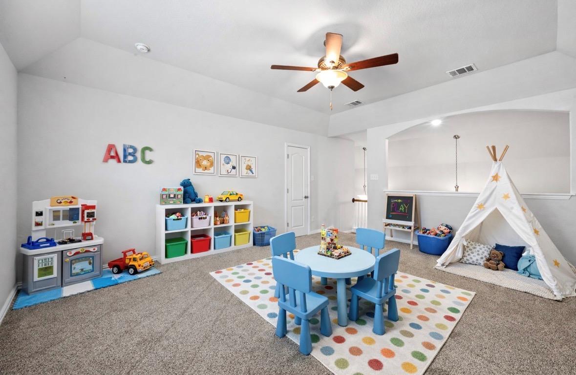 392 Algaroba Loop, Buda, TX 78610