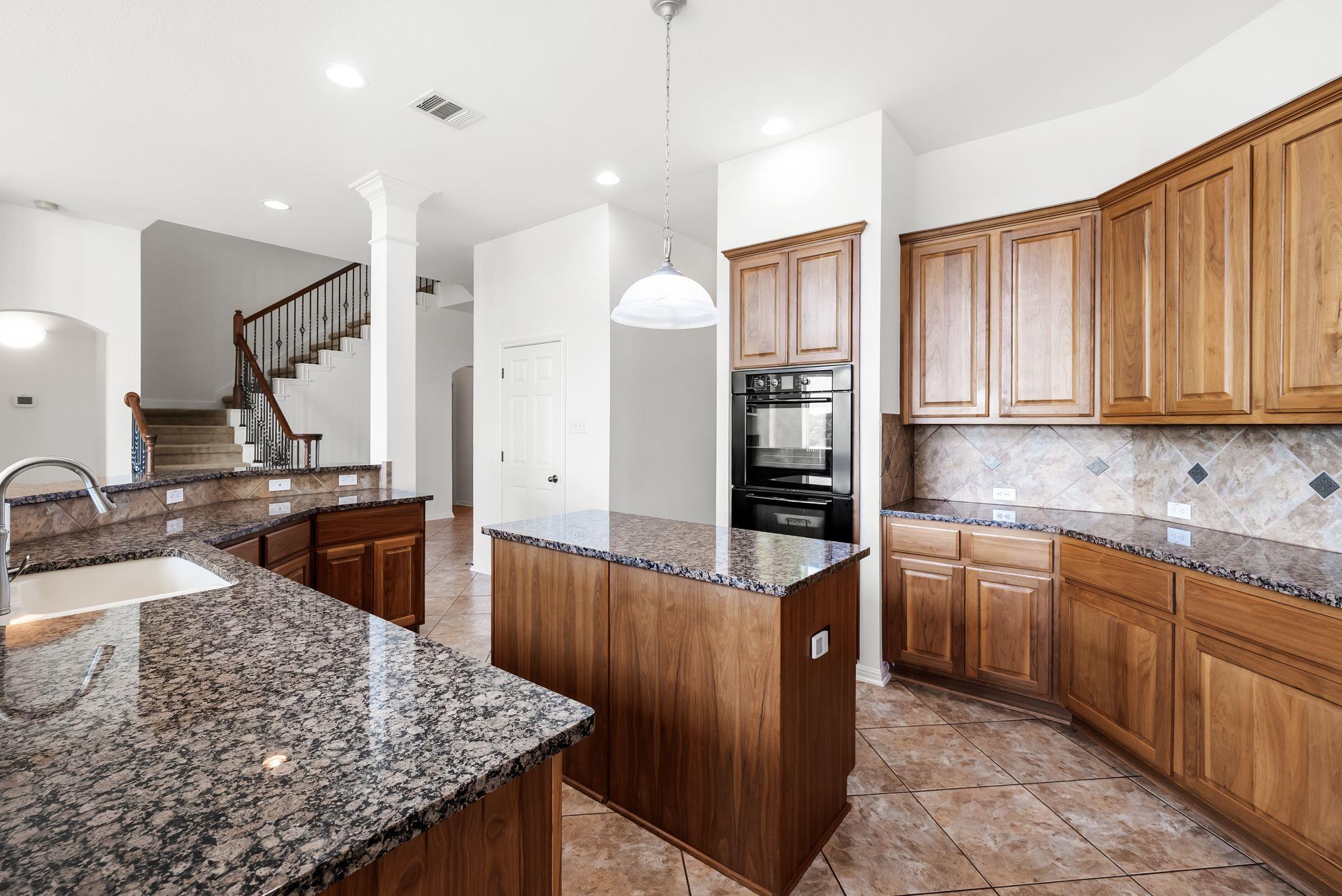 3205 Wild Canyon Loop, Austin, TX 78732