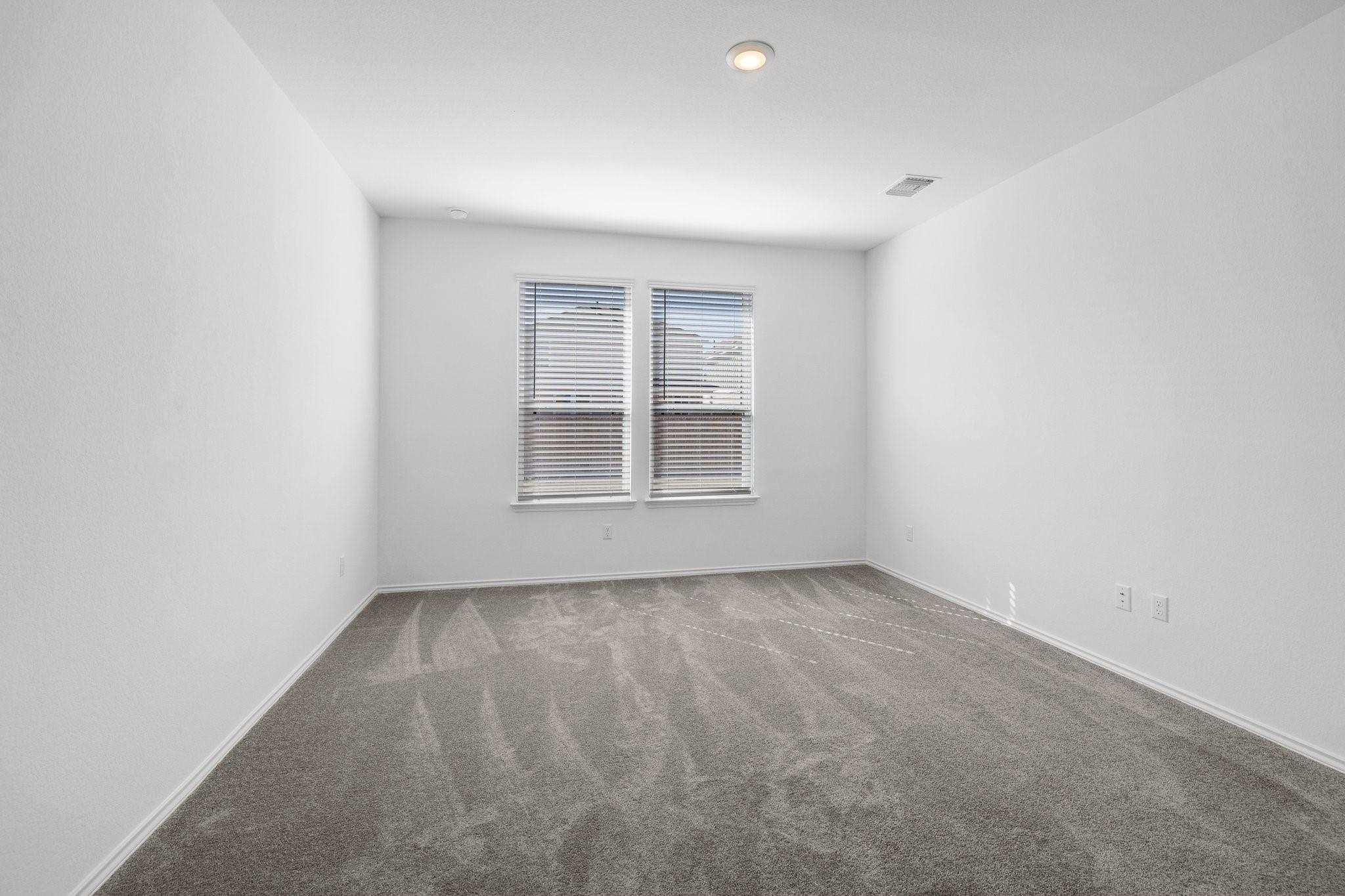 1605 Holly Lake Dr, Leander, TX 78641