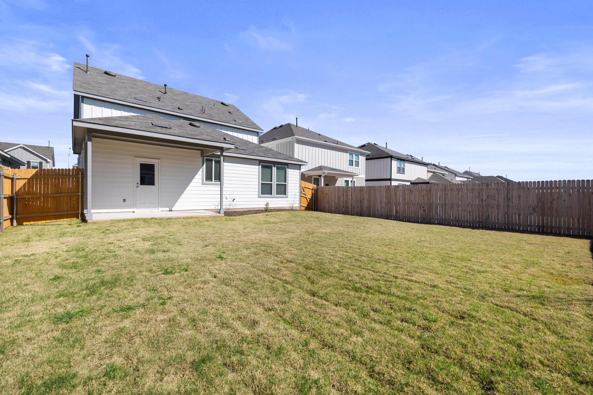 1605 Holly Lake Dr, Leander, TX 78641