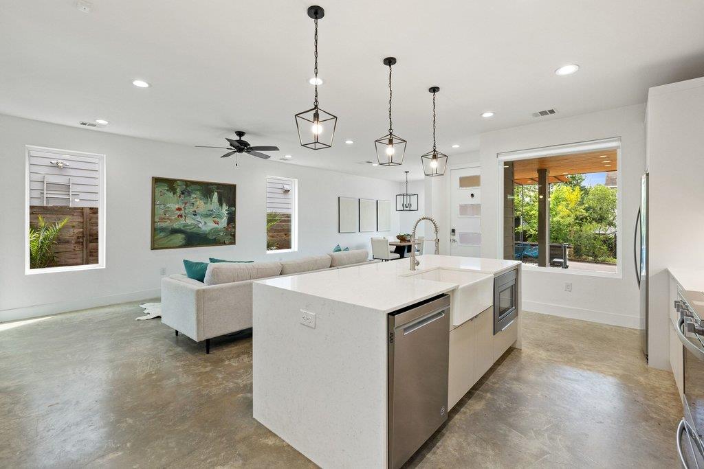 2602 E 13th St, Austin, TX 78702