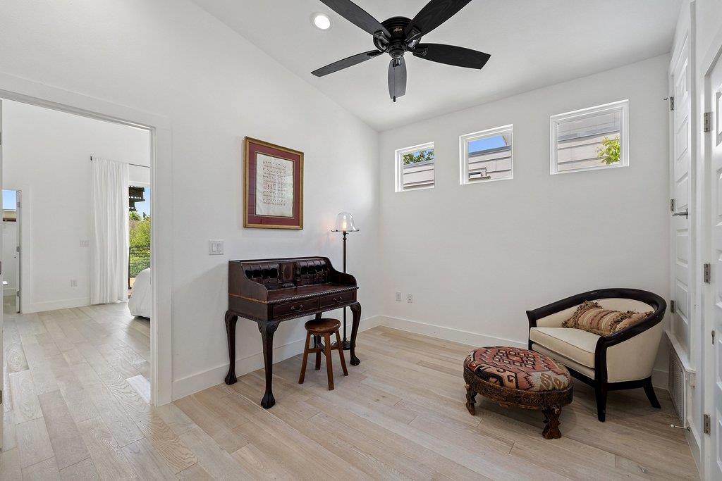 2602 E 13th St, Austin, TX 78702