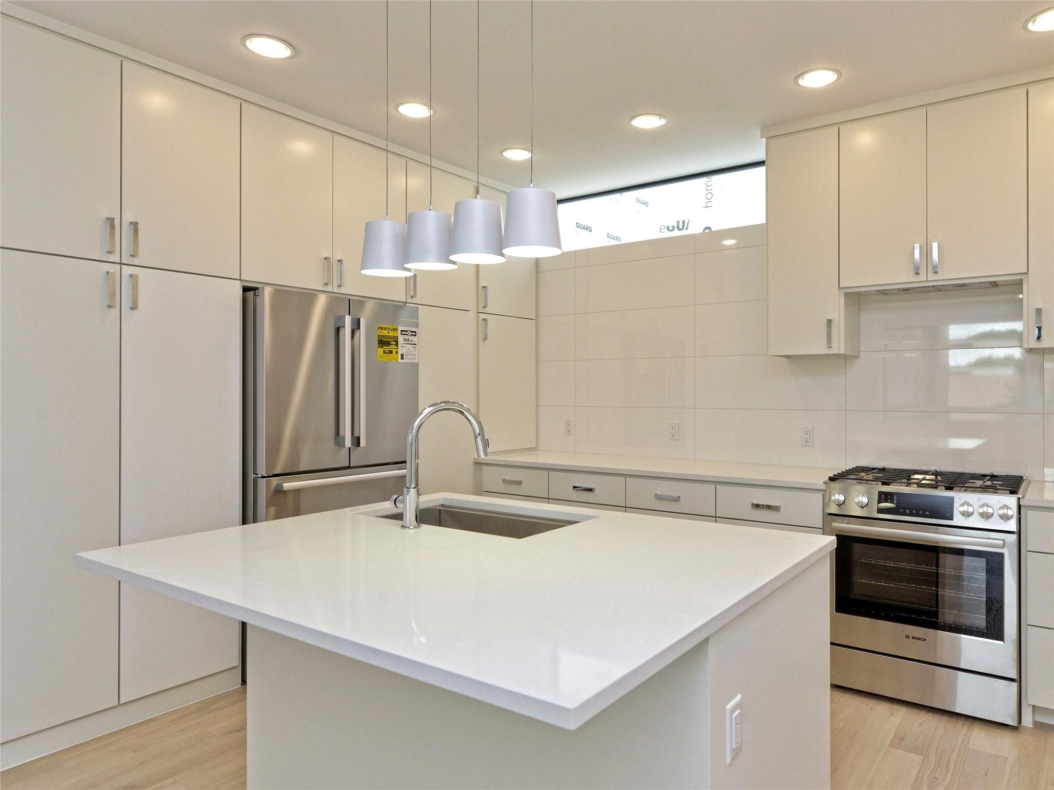 3406 E 17th St # 3, Austin, TX 78721