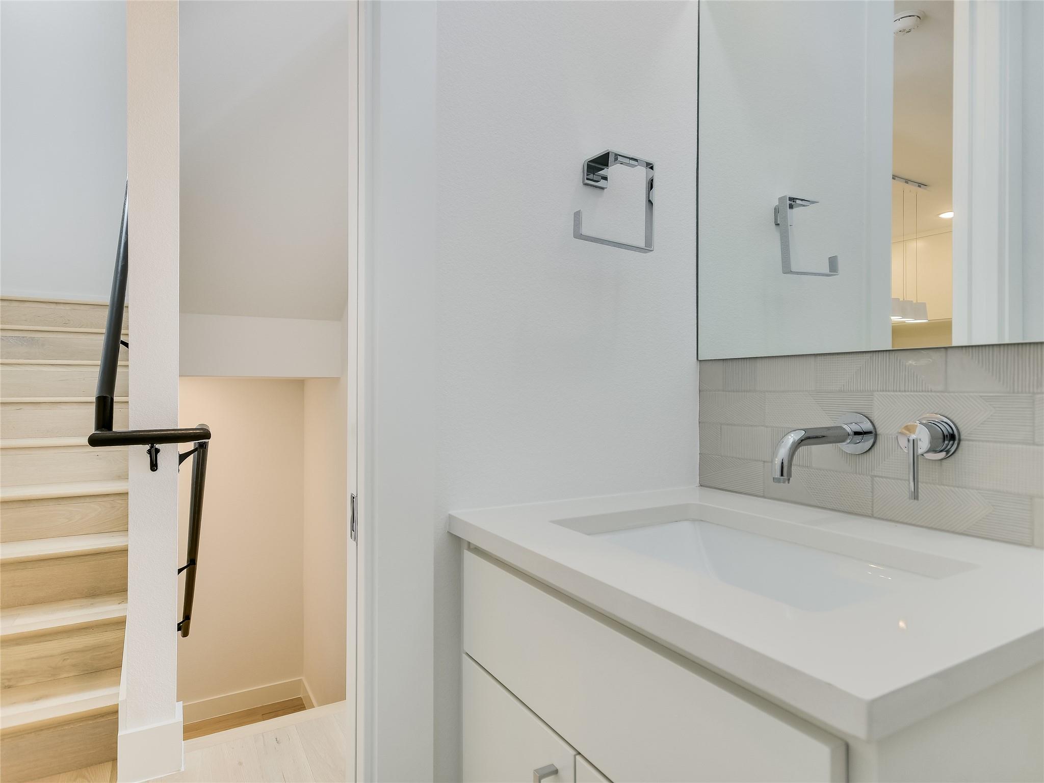 3406 E 17th St # 3, Austin, TX 78721