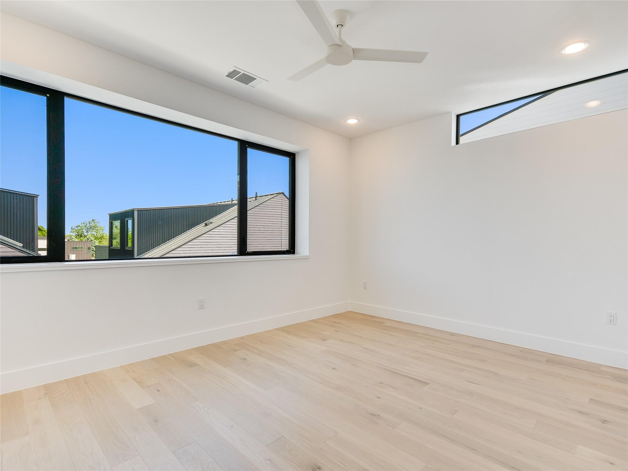 3406 E 17th St # 3, Austin, TX 78721