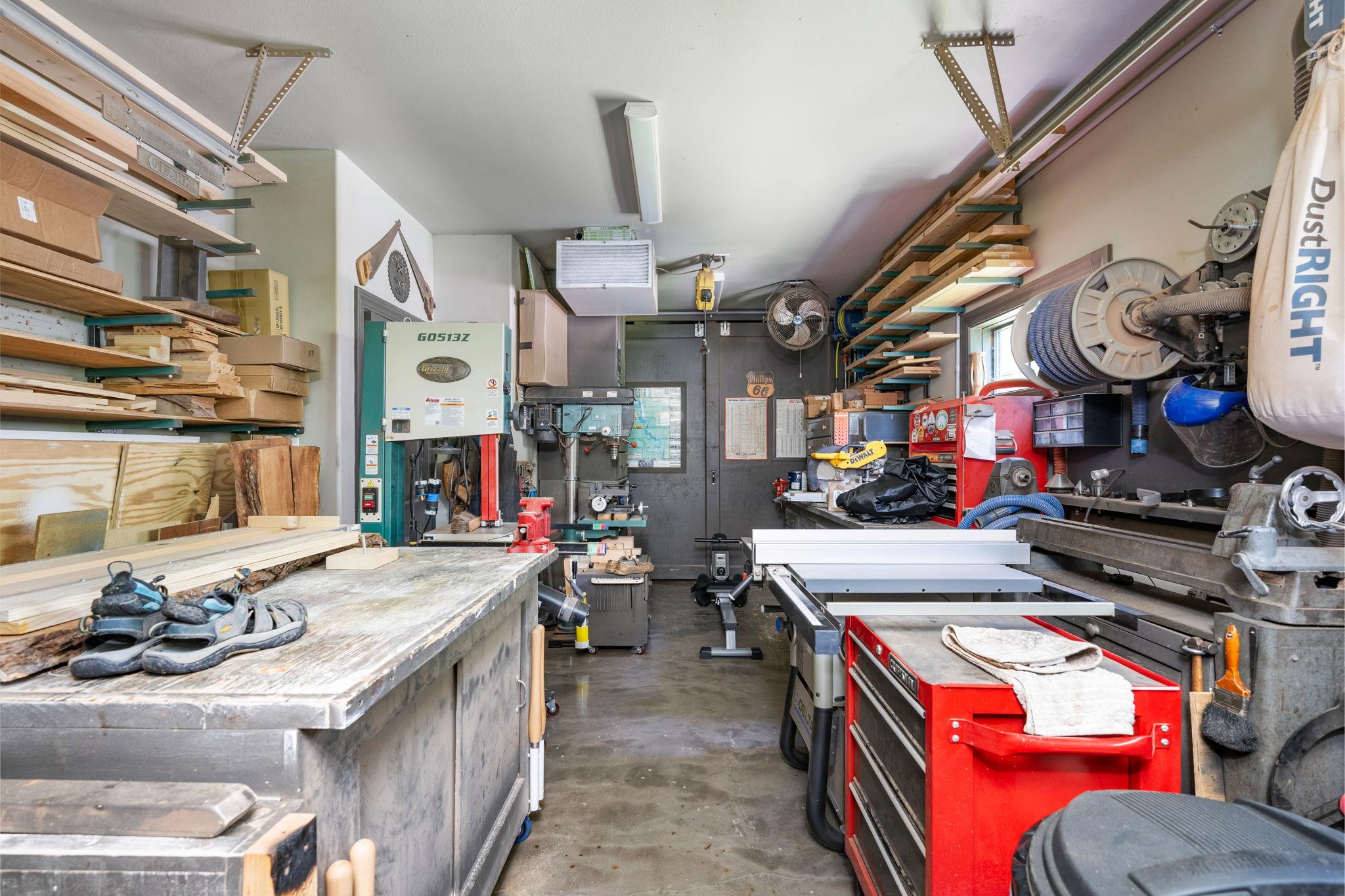 1771 Edgewater Fls, Canyon Lake, TX 78133