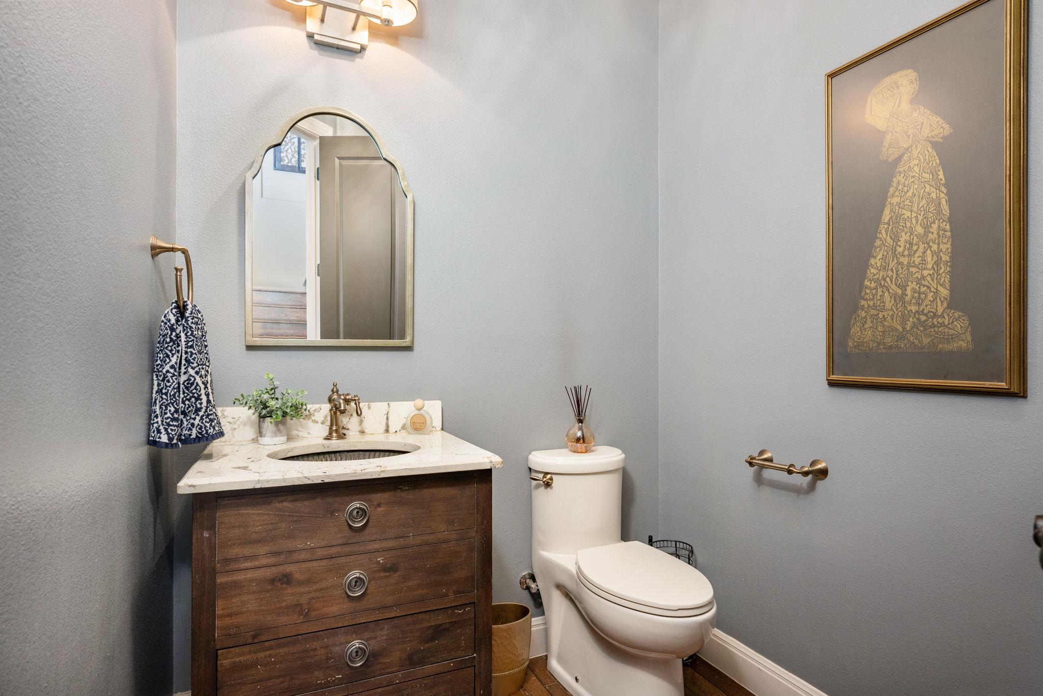 1771 Edgewater Fls, Canyon Lake, TX 78133