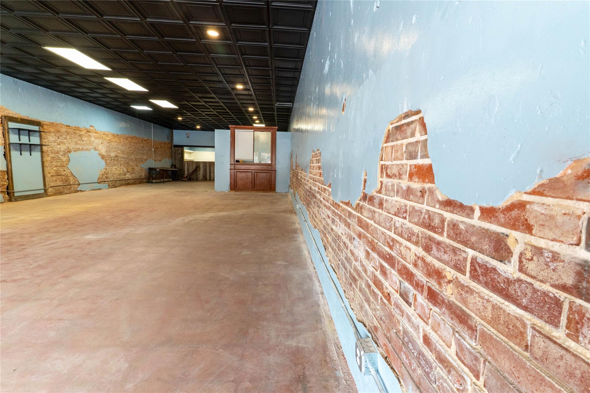 110 E Clark St E, Bartlett, TX 76511